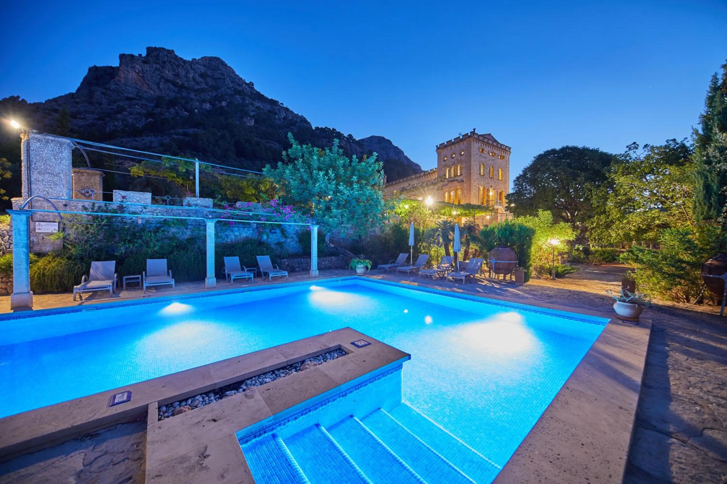 Swimming pool in Agroturismo Alquería Blanca