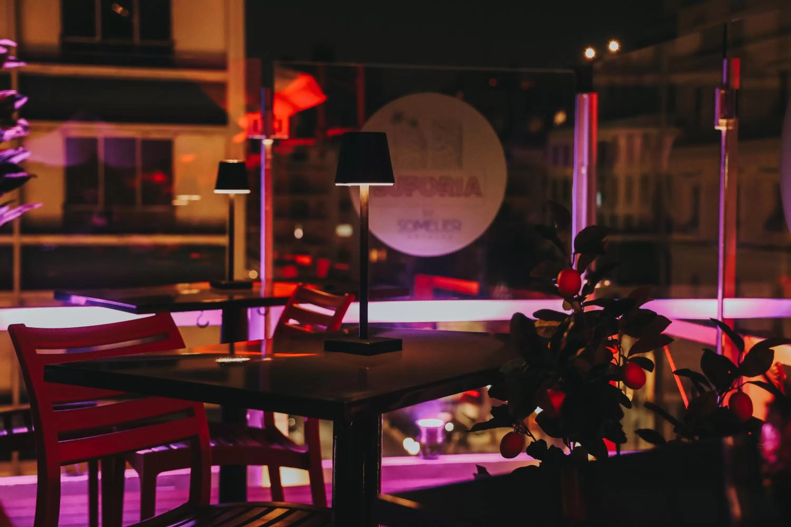 Restaurant/places to eat in Hotel Sommelier Agustinas