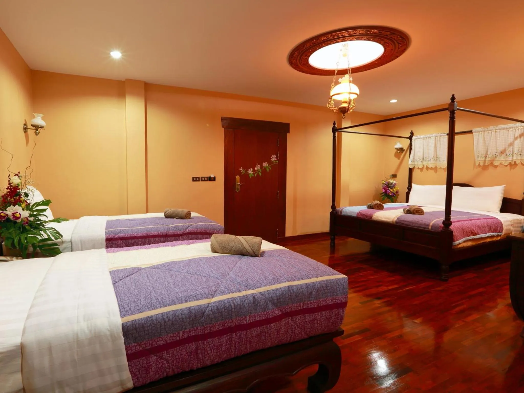 Photo of the whole room, Bed in At Chiang Mai Hotel