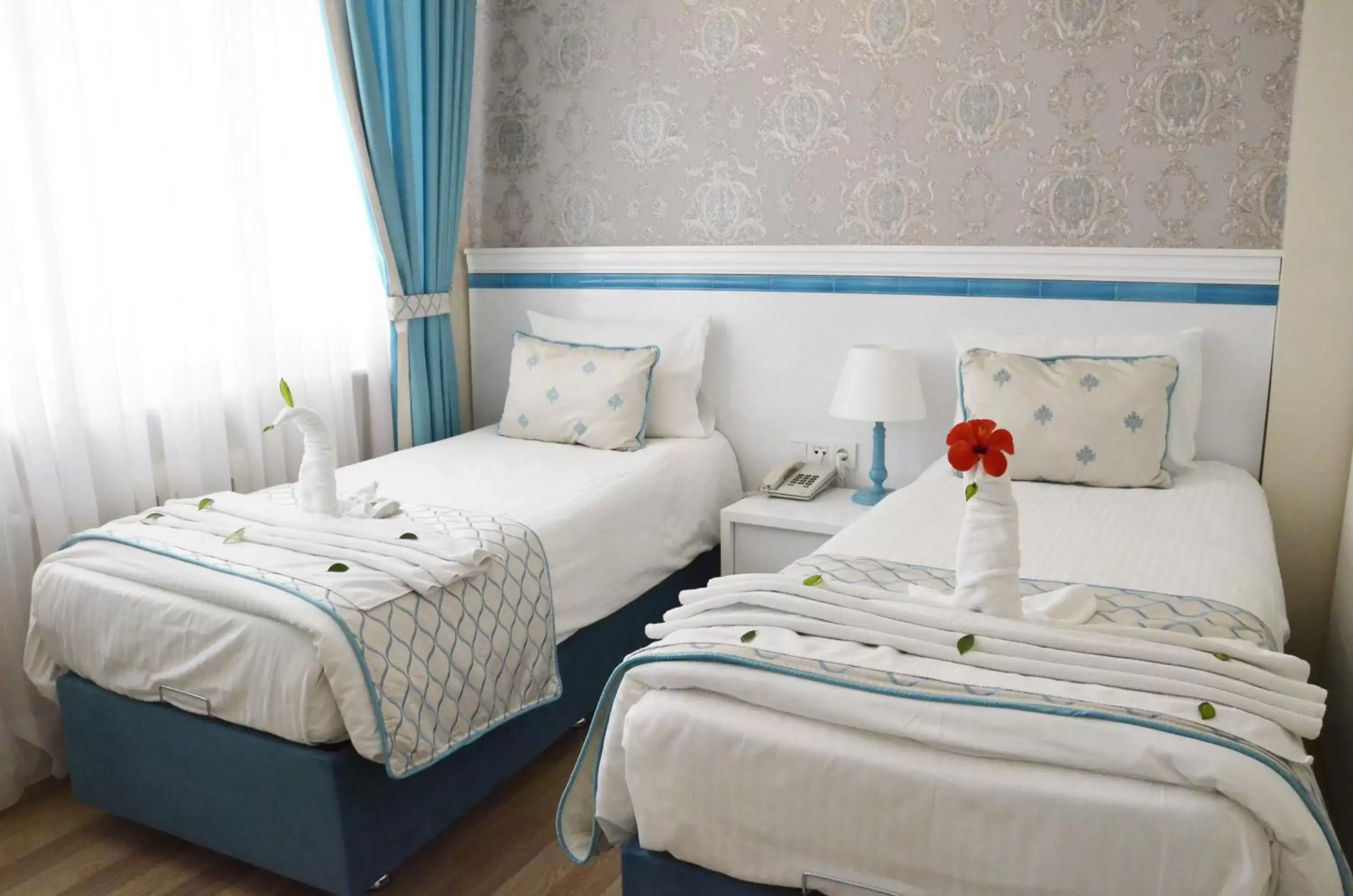 Standard Twin Room in Star Holiday Hotel Standard Twin Room in Star Holiday Hotel