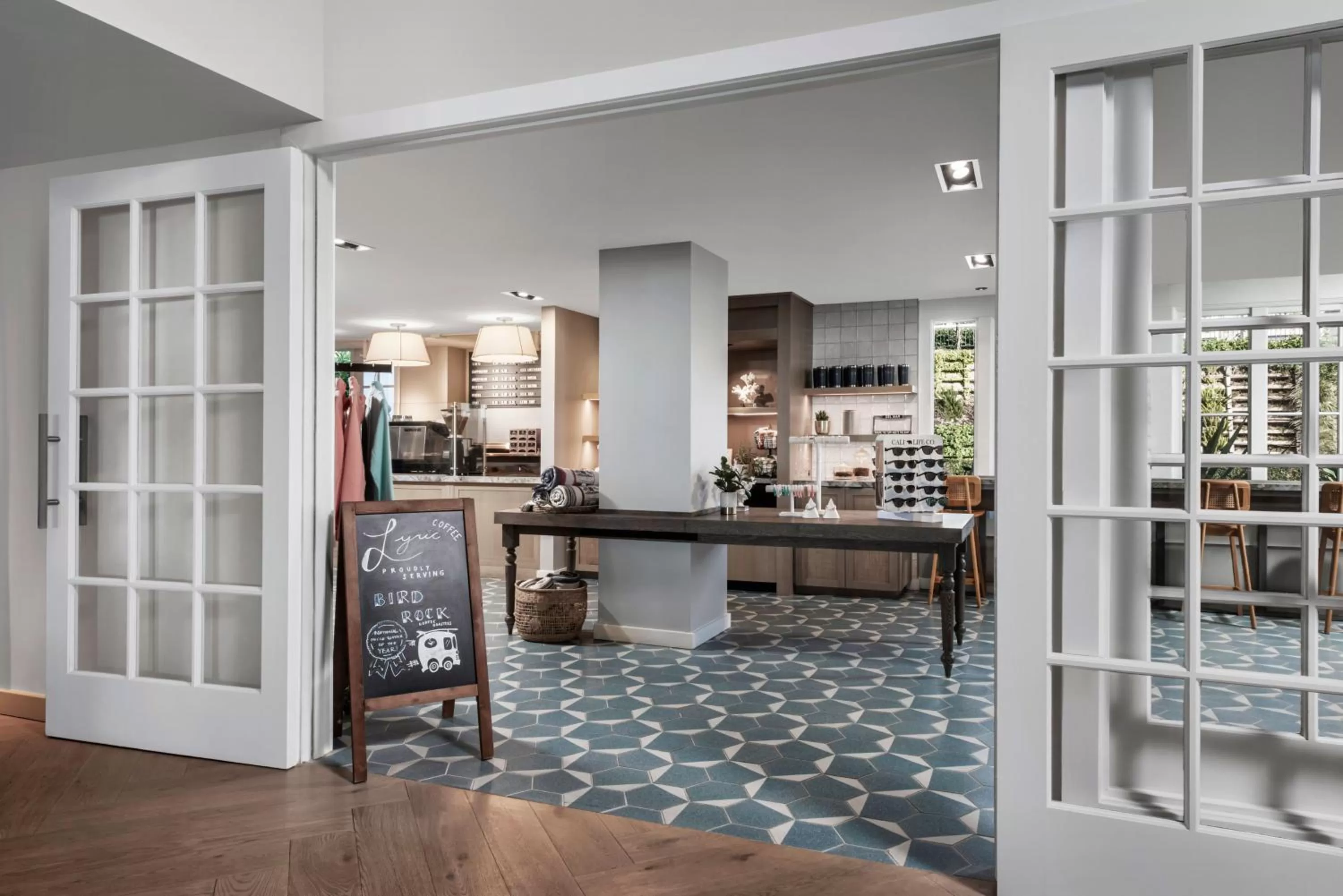 Coffee/tea facilities in L'Auberge Del Mar Resort and Spa