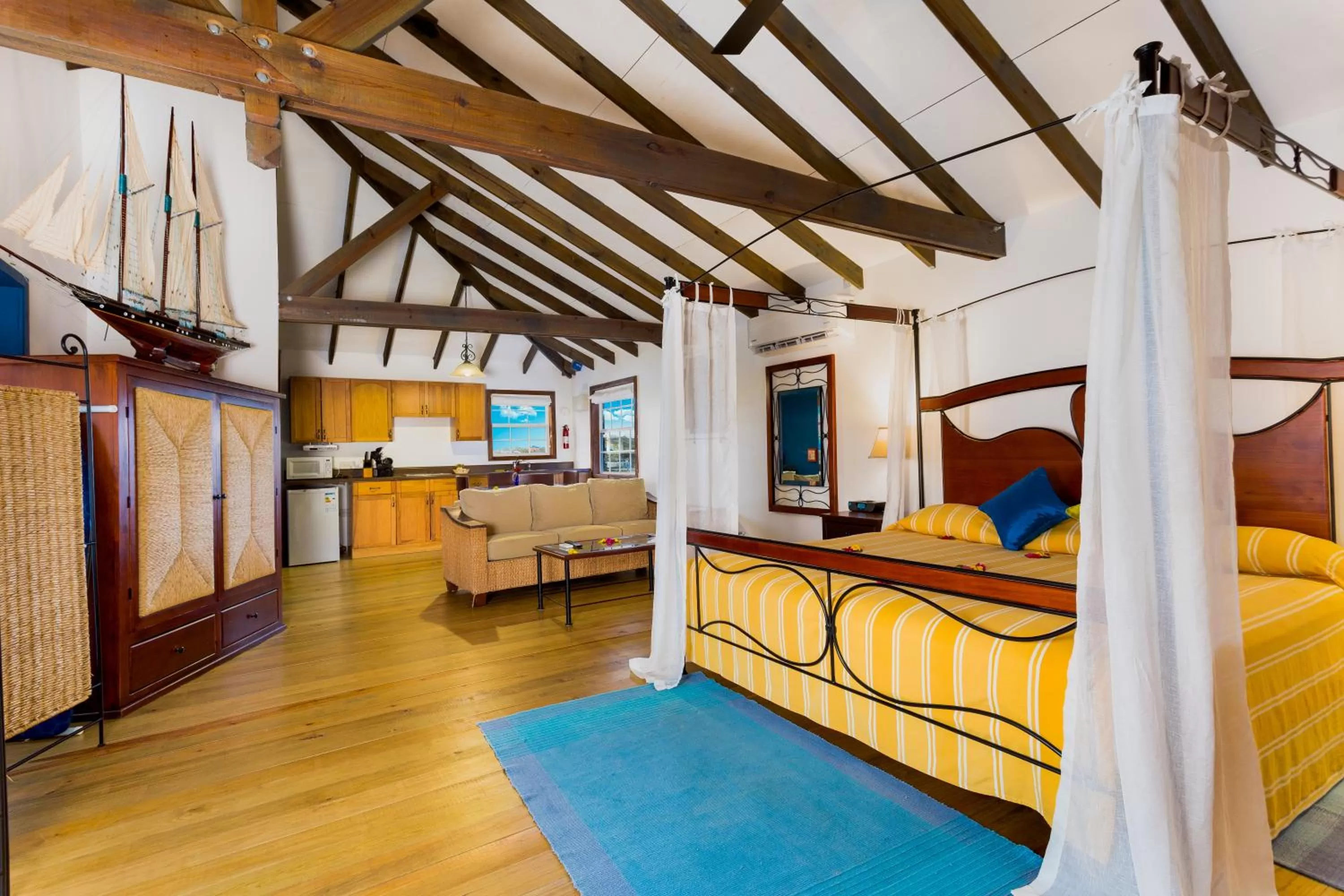 Living room in True Blue Bay Resort