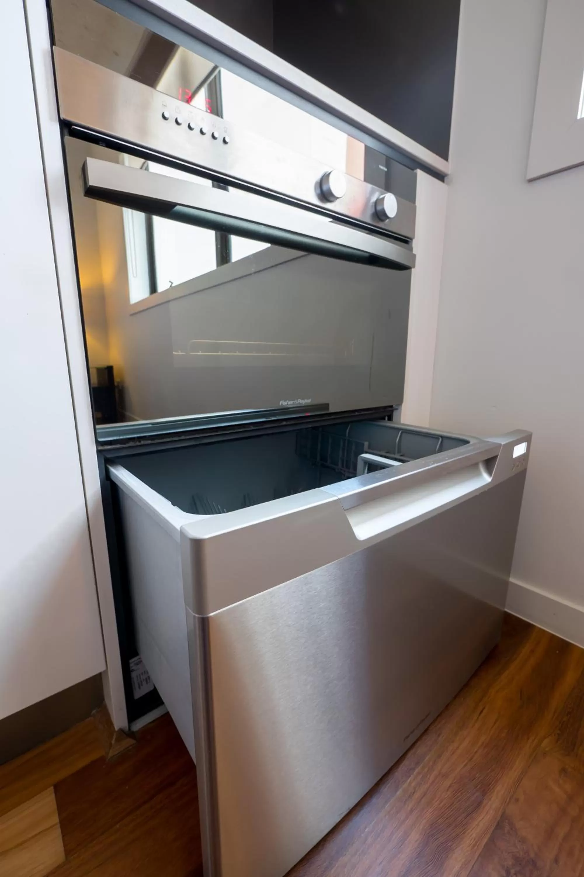 Kitchen or kitchenette in Essence Apartments Chermside