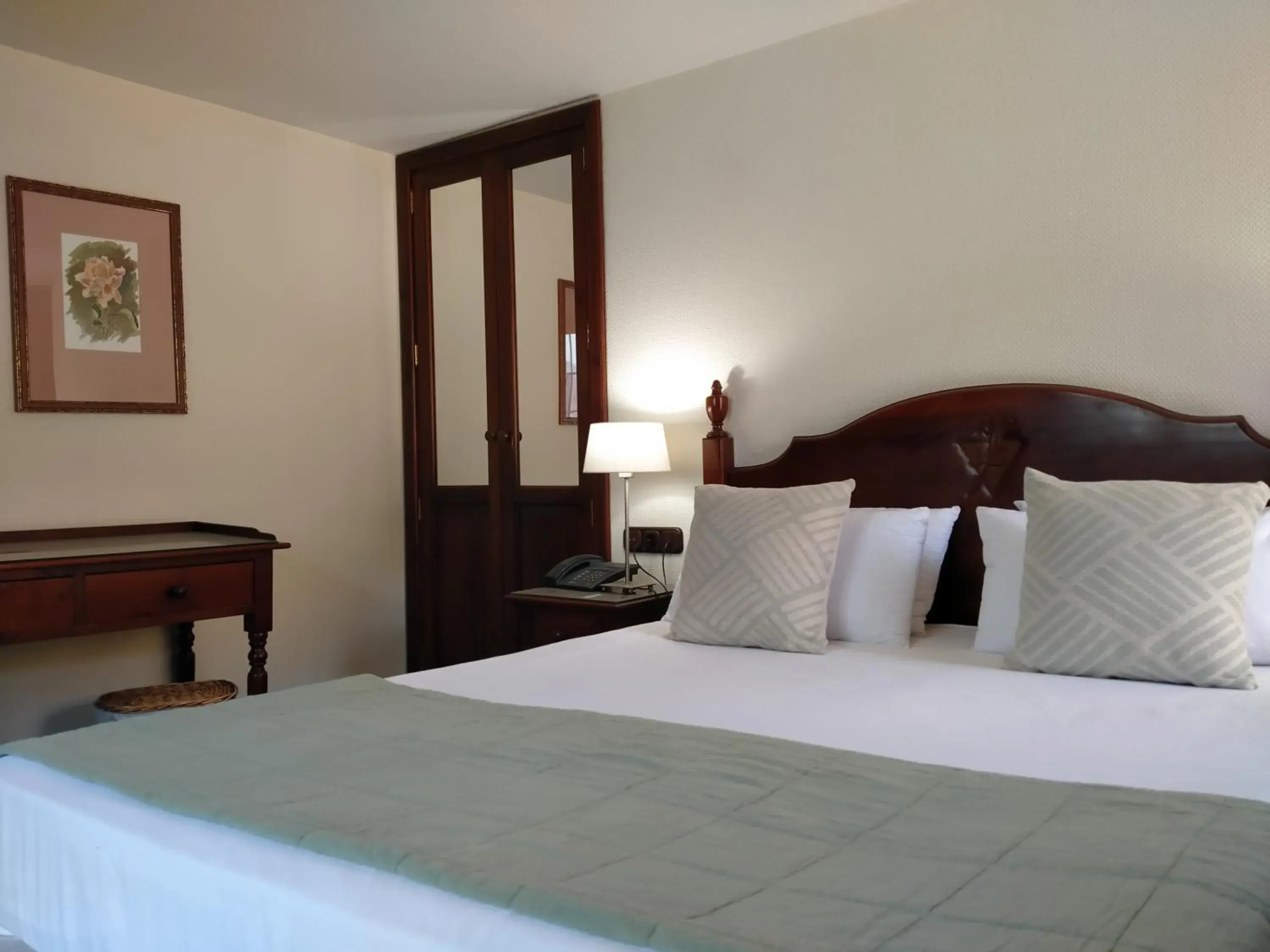 Standard Double or Twin Room in Hotel Rural Victoria - La Orotava Standard Double or Twin Room in Hotel Rural Victoria - La Orotava