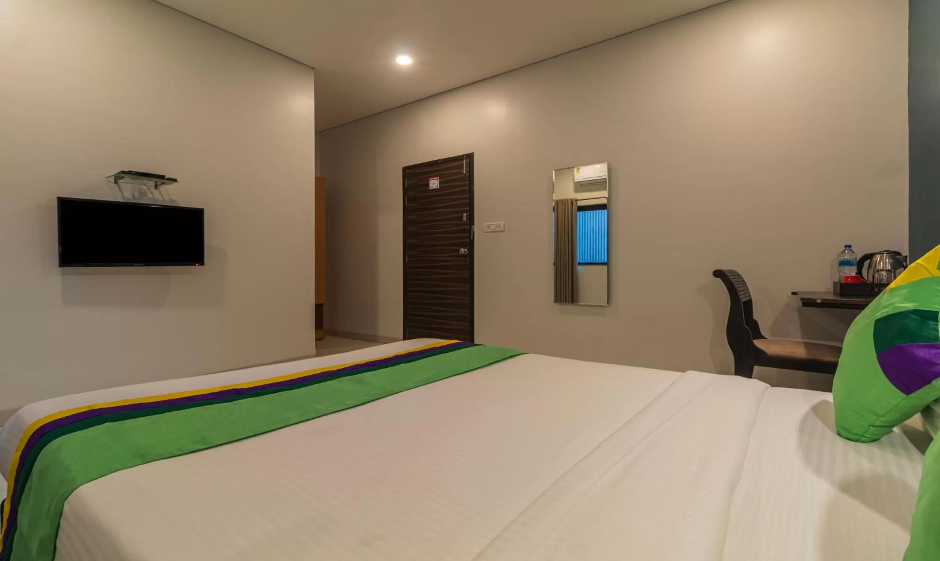 Bedroom, Bed in Treebo Tulip Comfort