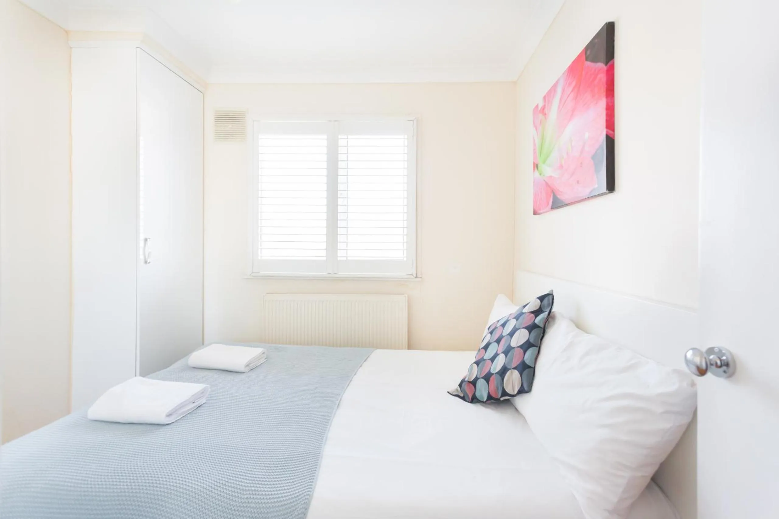 Bedroom, Bed in Kings Cross Prime Stay Apartments