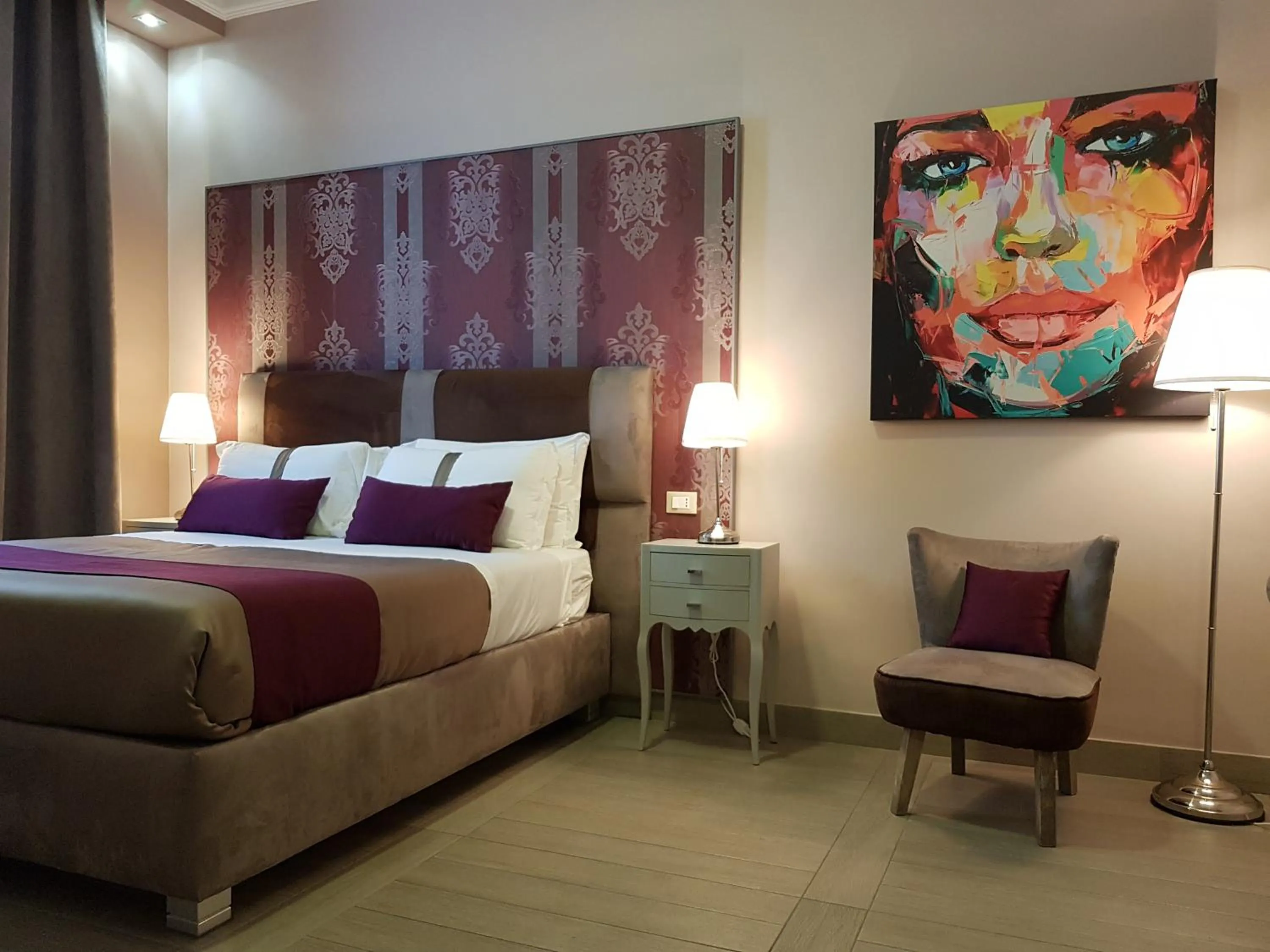 Bedroom in Halex room&food