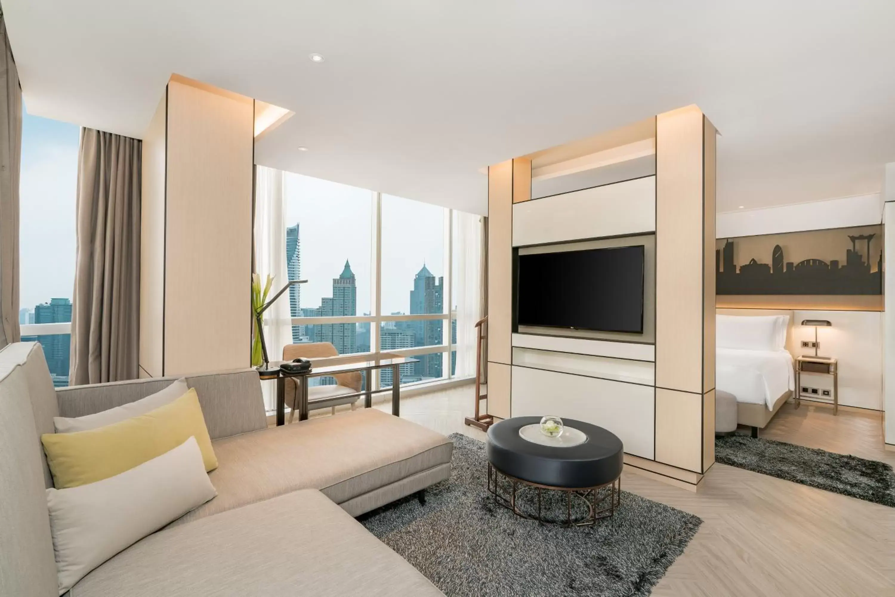 Executive Terrace Suite in Pathumwan Princess Hotel - SHA Extra Plus Certified Executive Terrace Suite in Pathumwan Princess Hotel - SHA Extra Plus Certified