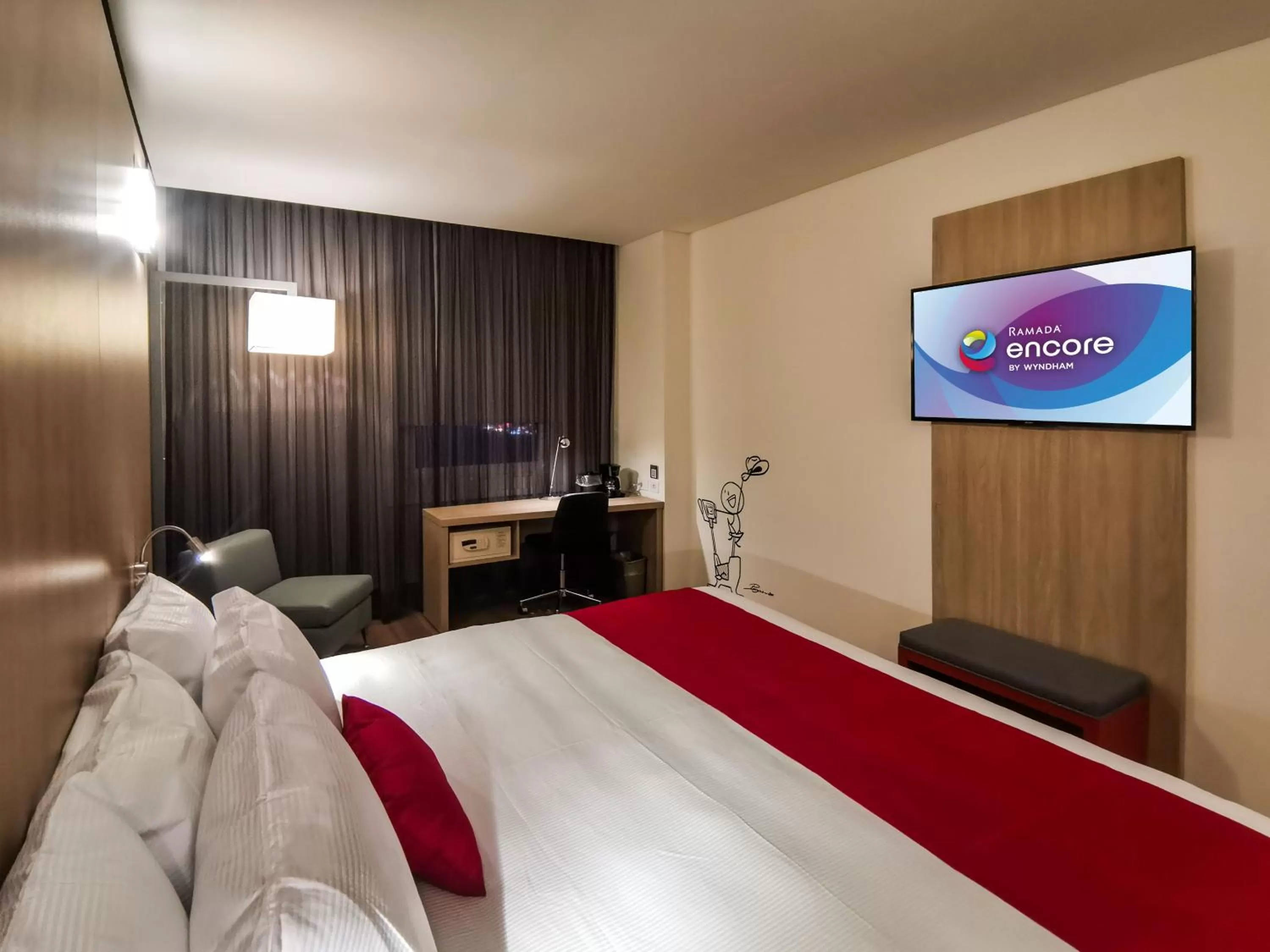 Photo of the whole room, Bed in Ramada Encore by Wyndham Monterrey Apodaca Zona Aeropuerto