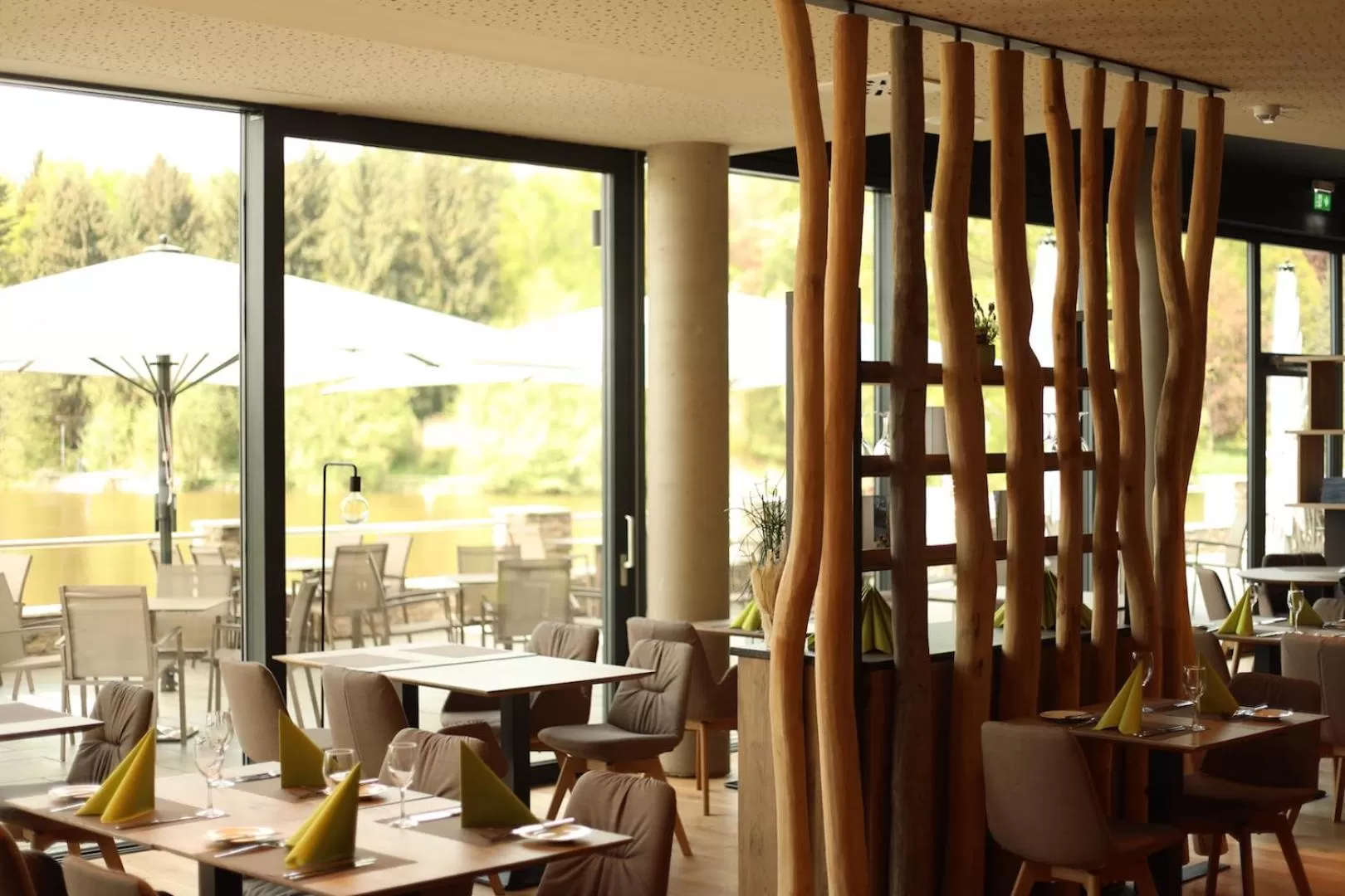 Restaurant/places to eat in PETERS Hotel & Spa