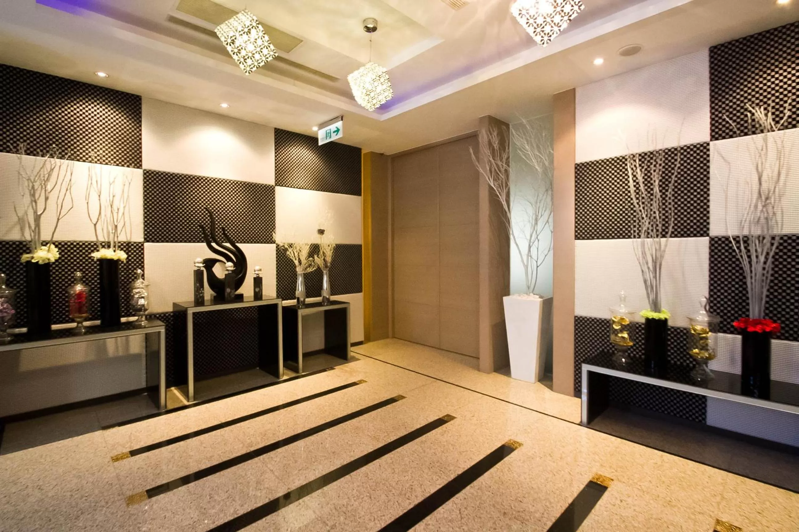 Lobby or reception in Dryad Motel