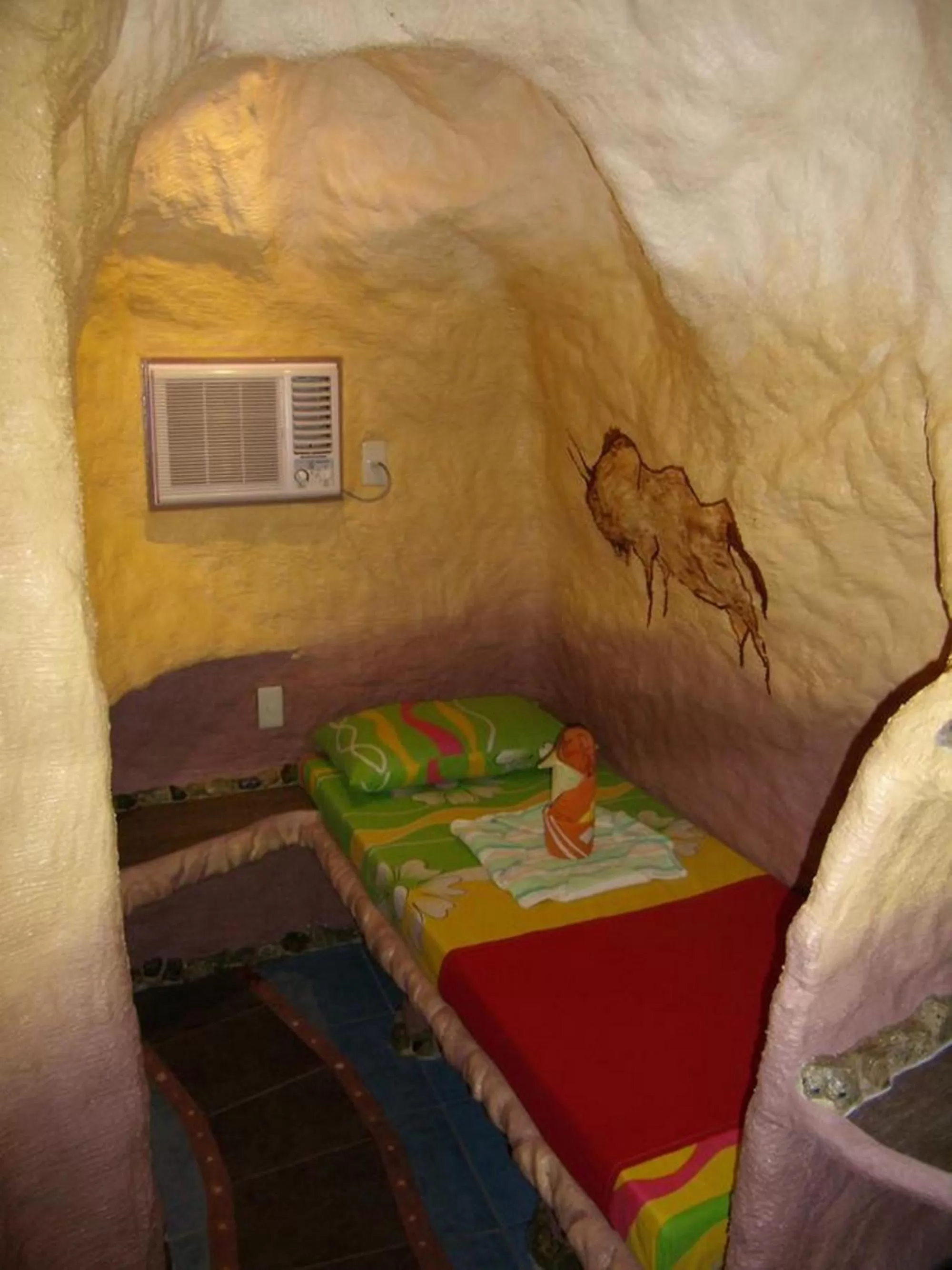 Bed in Takatuka Beach Resort