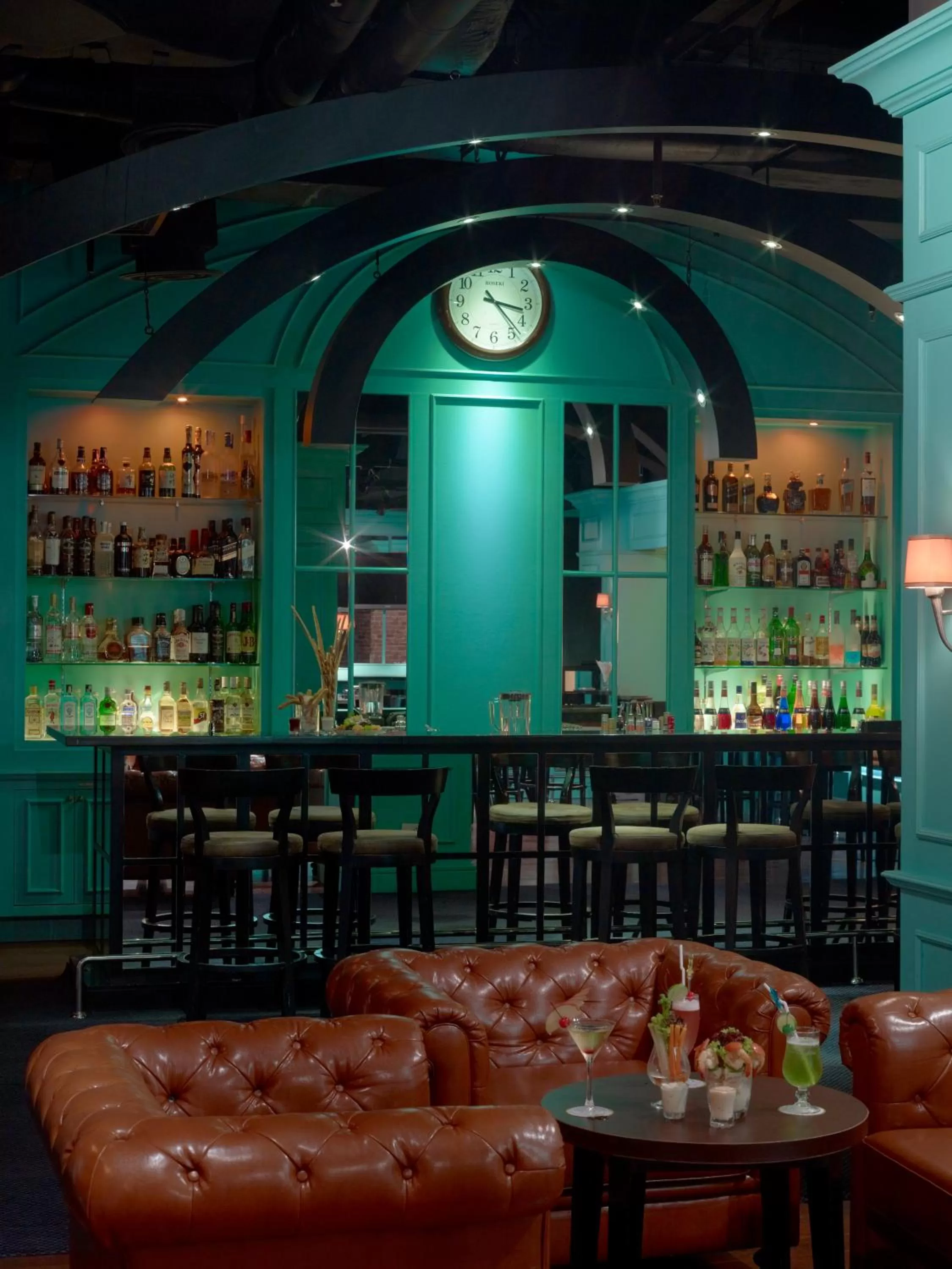 Nightclub / DJ in Chatrium Hotel Royal Lake Yangon