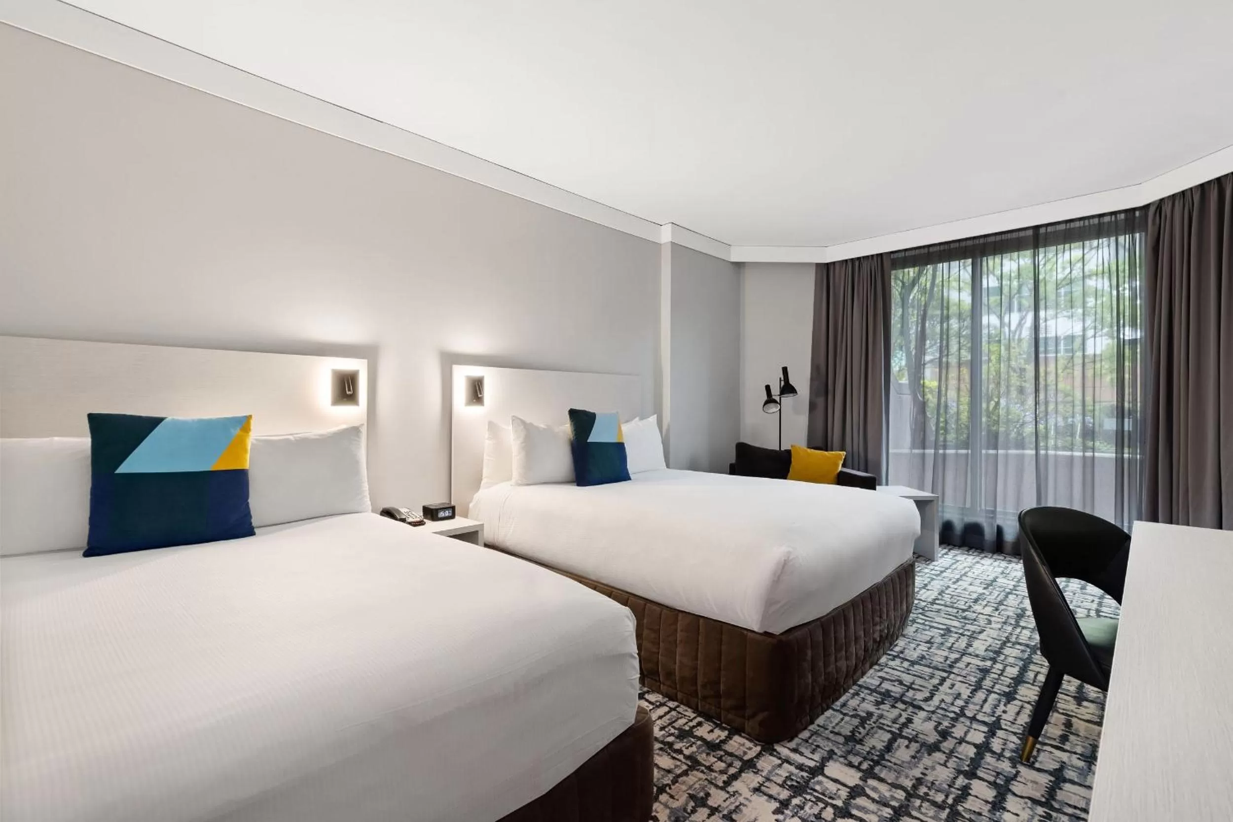 Bedroom, Bed in Novotel Sydney Central