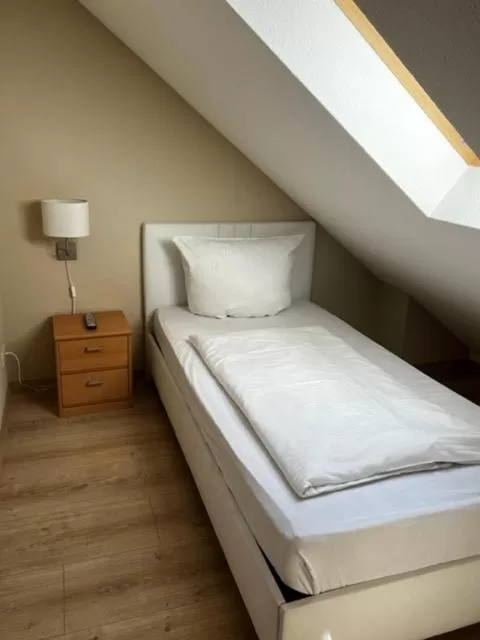 Bed in Hotel Colosseum