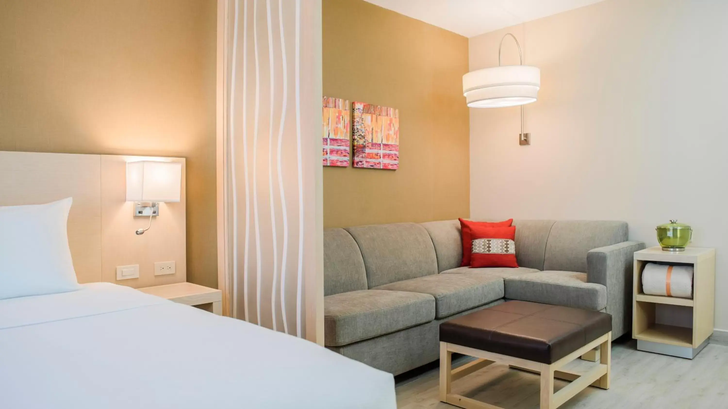 King Room with Sofa Bed and Lake View in Hyatt Place Managua King Room with Sofa Bed and Lake View in Hyatt Place Managua