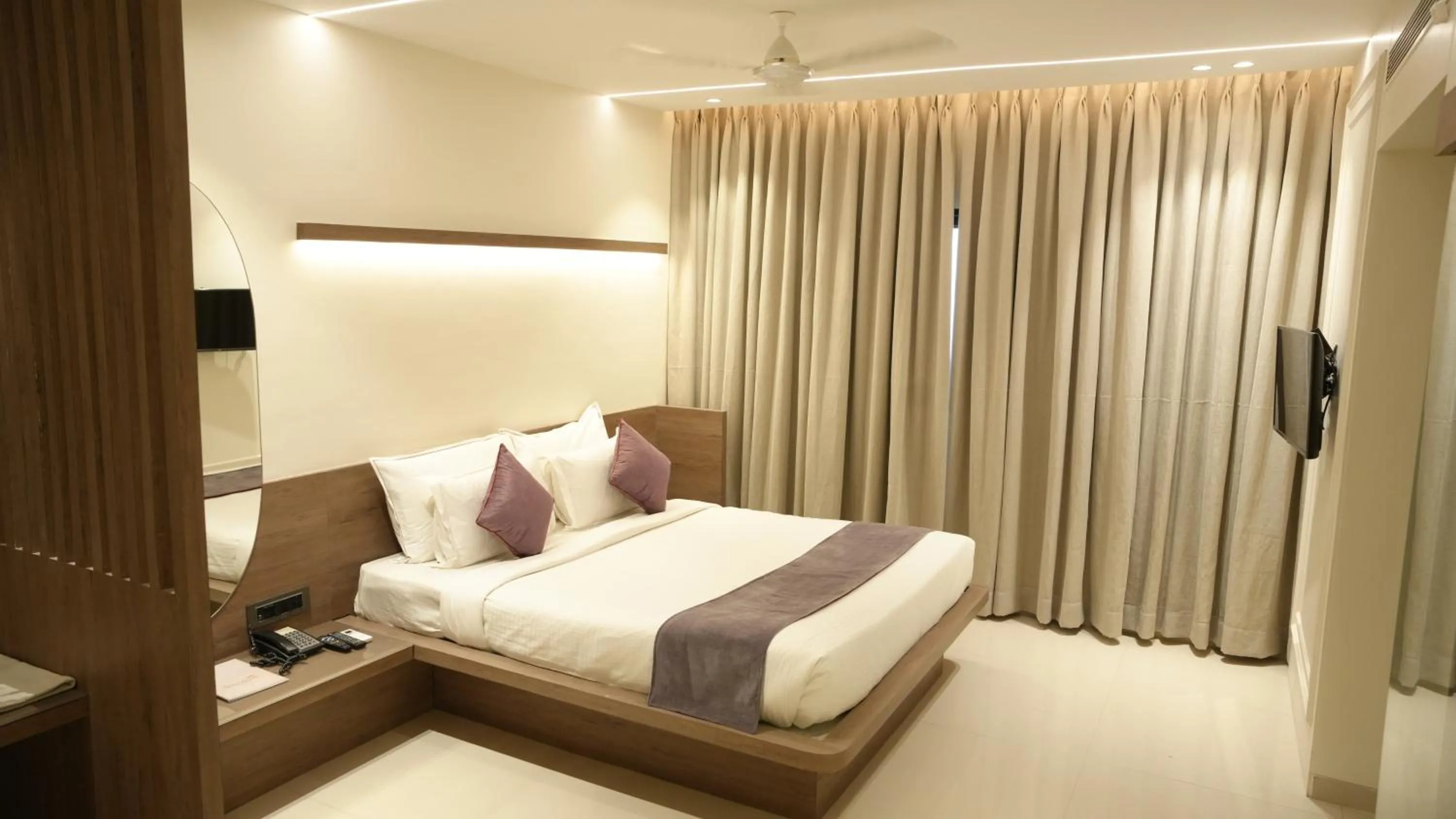 Bed in Jivanta Shirdi