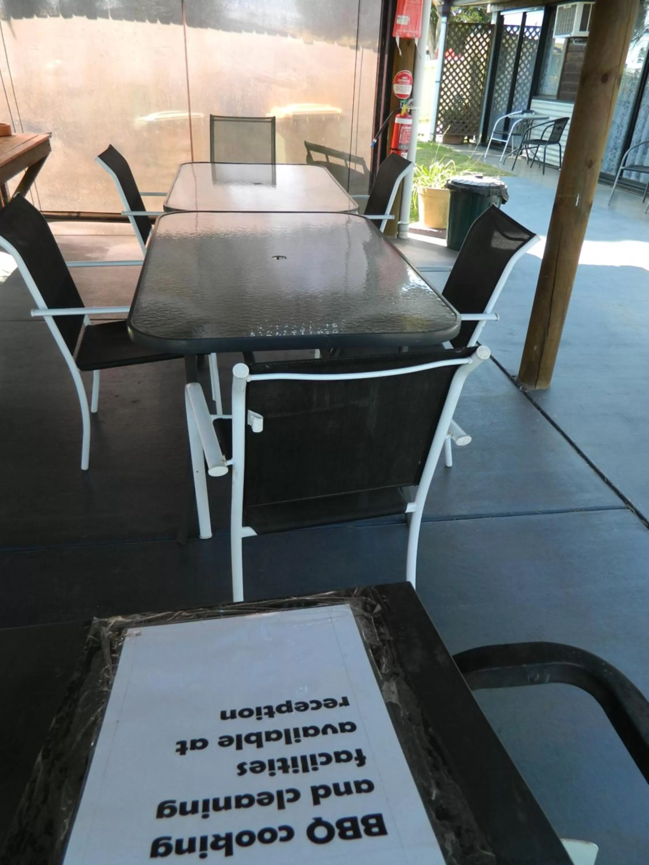 BBQ facilities in Coachman Motel