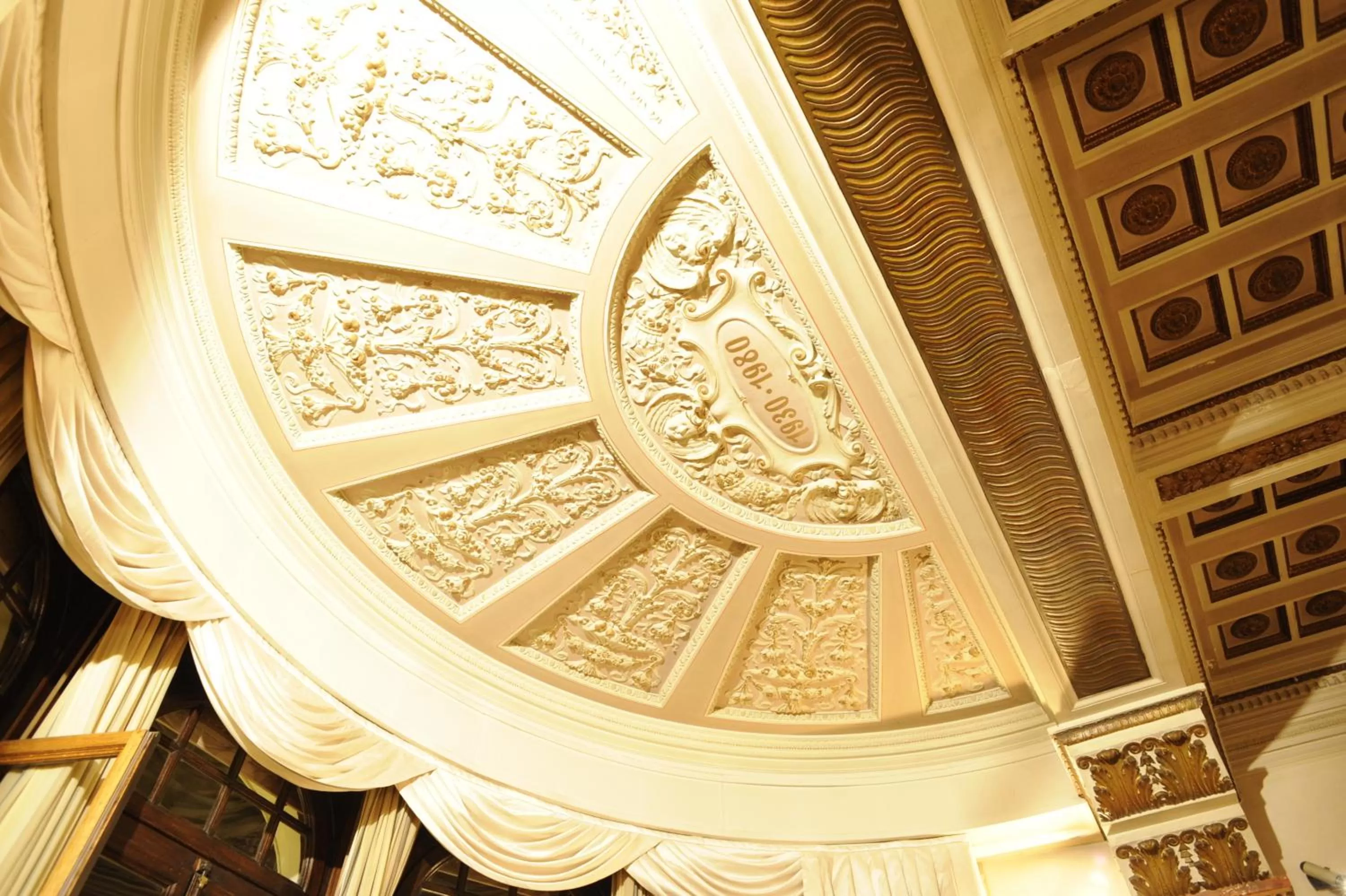 Decorative detail in Hotel De La Ville