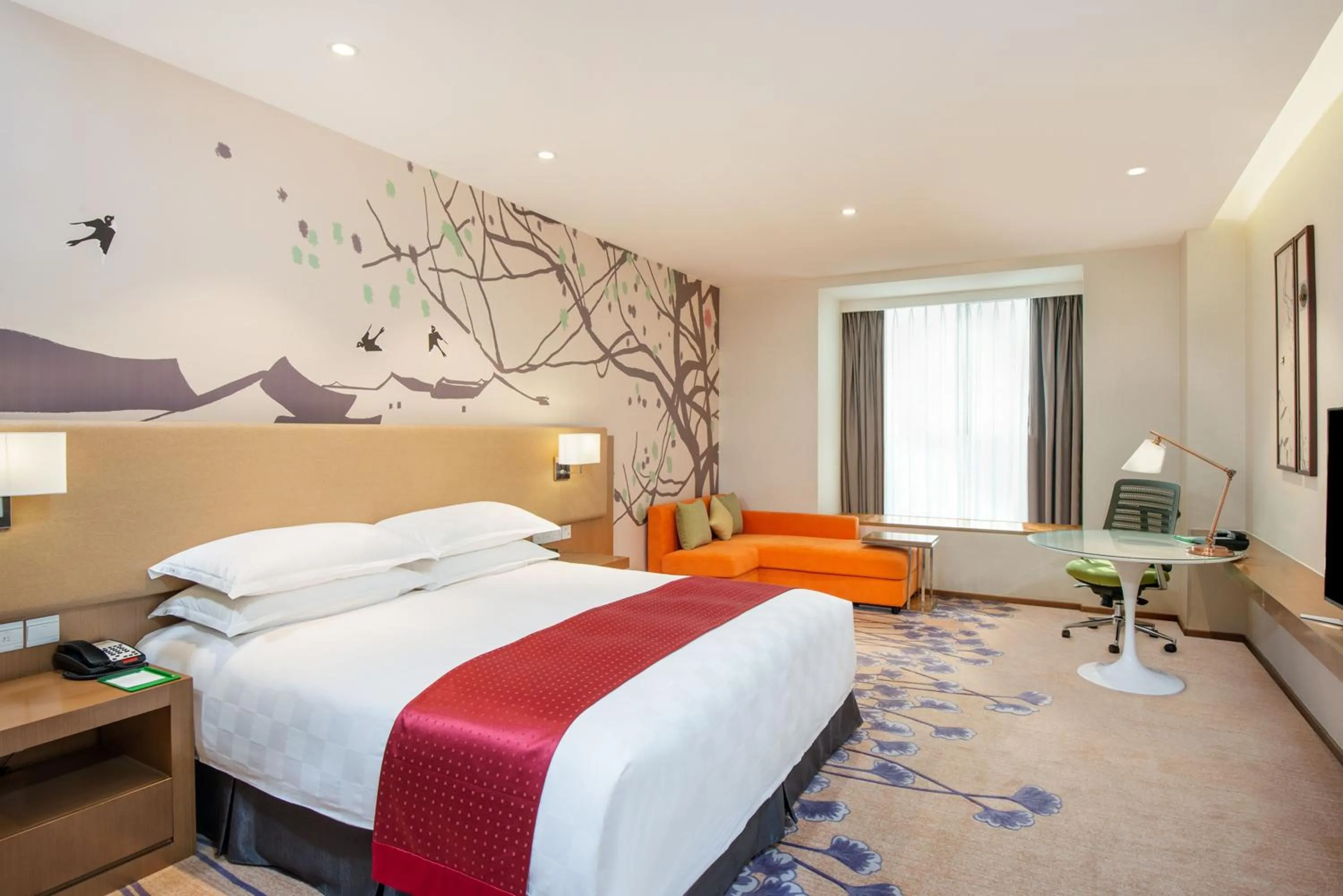 Photo of the whole room, Bed in Holiday Inn Chengdu High-Tech Center by IHG