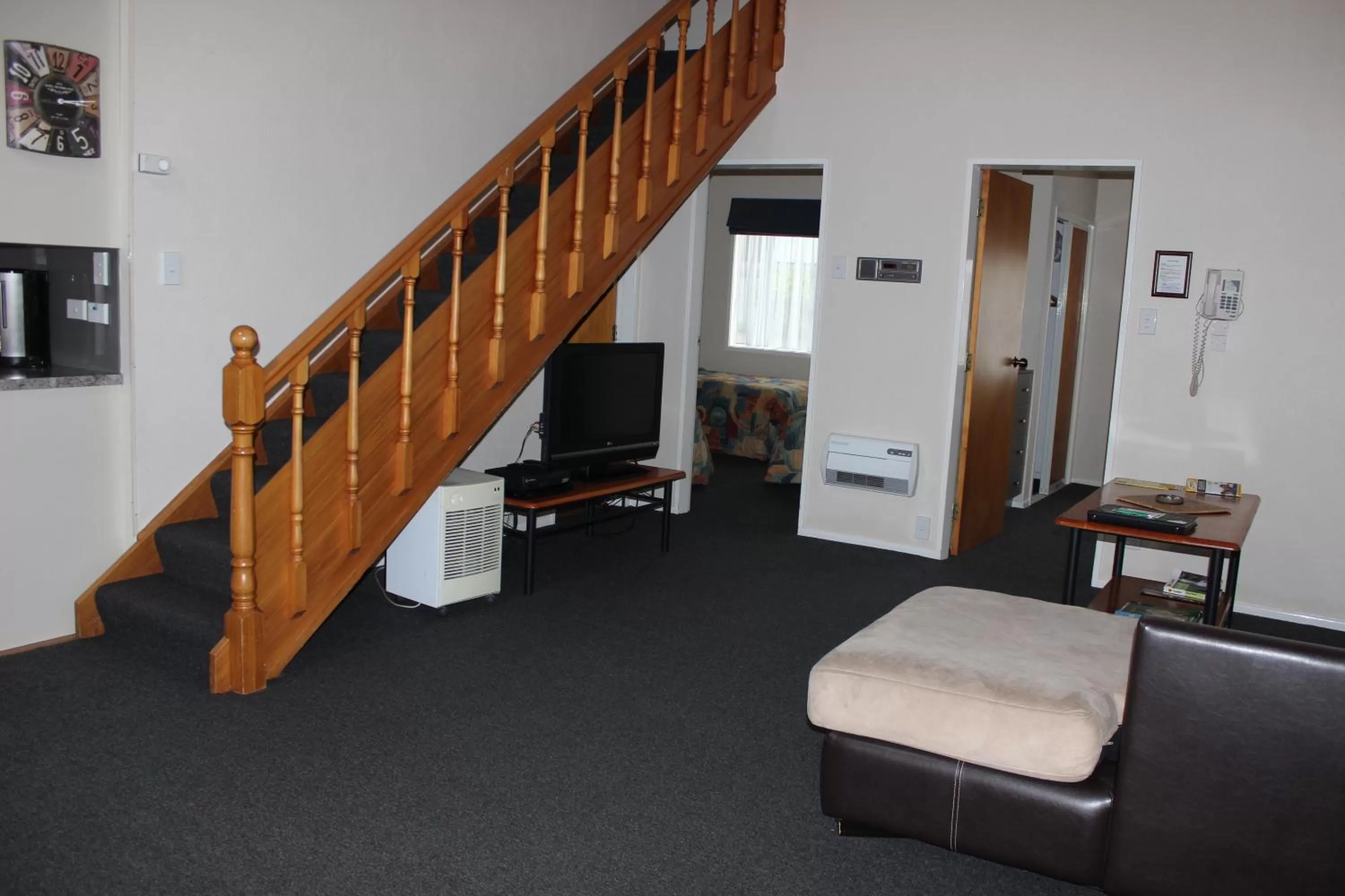Living room in ASURE Green Gables Motel