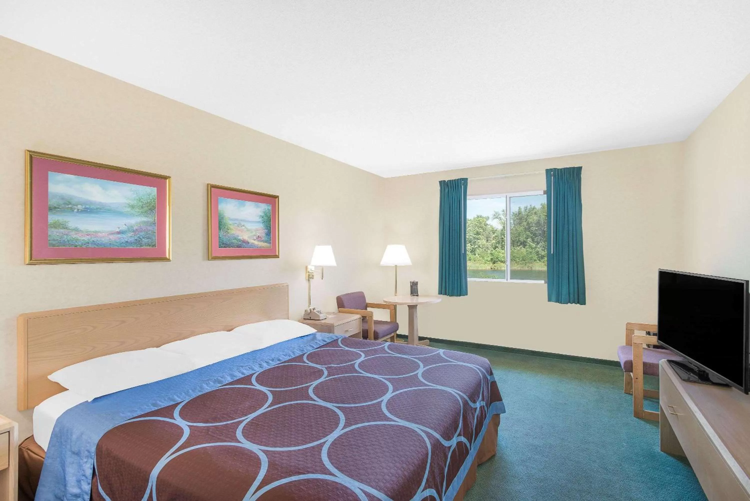 Photo of the whole room, Bed in Super 8 by Wyndham Canandaigua