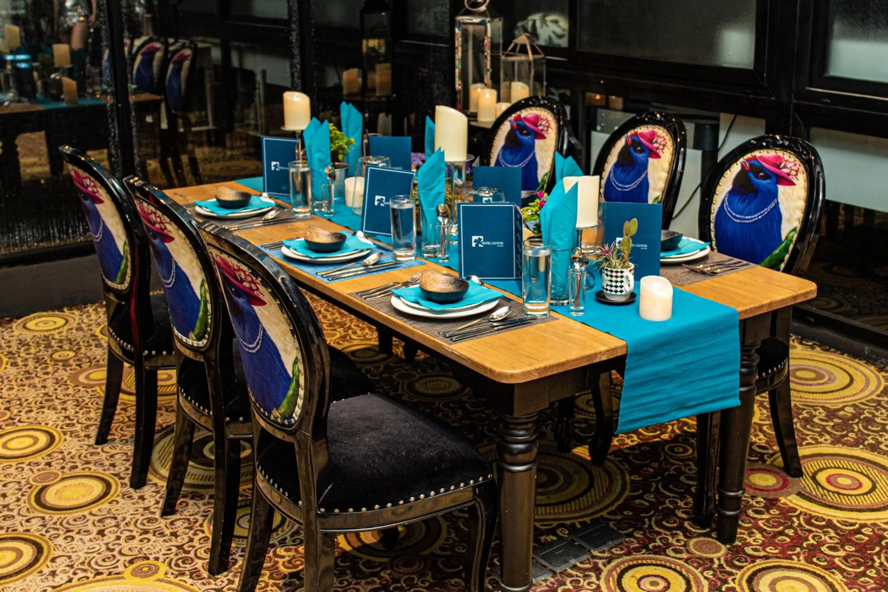 Restaurant/places to eat in Hotel Clover Asoke - SHA Extra Plus