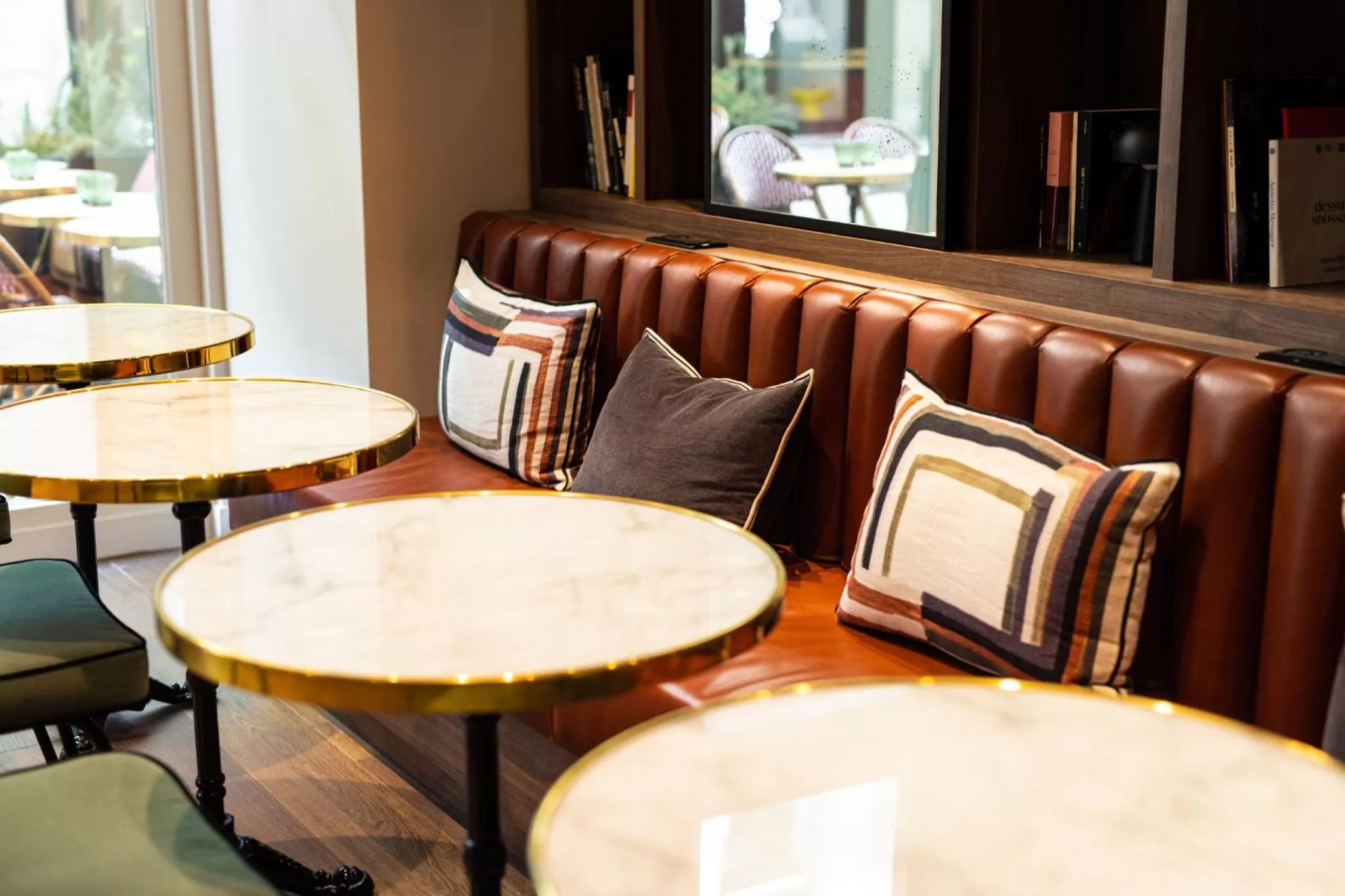 Restaurant/places to eat in Hotel Indigo Paris - Opera by IHG