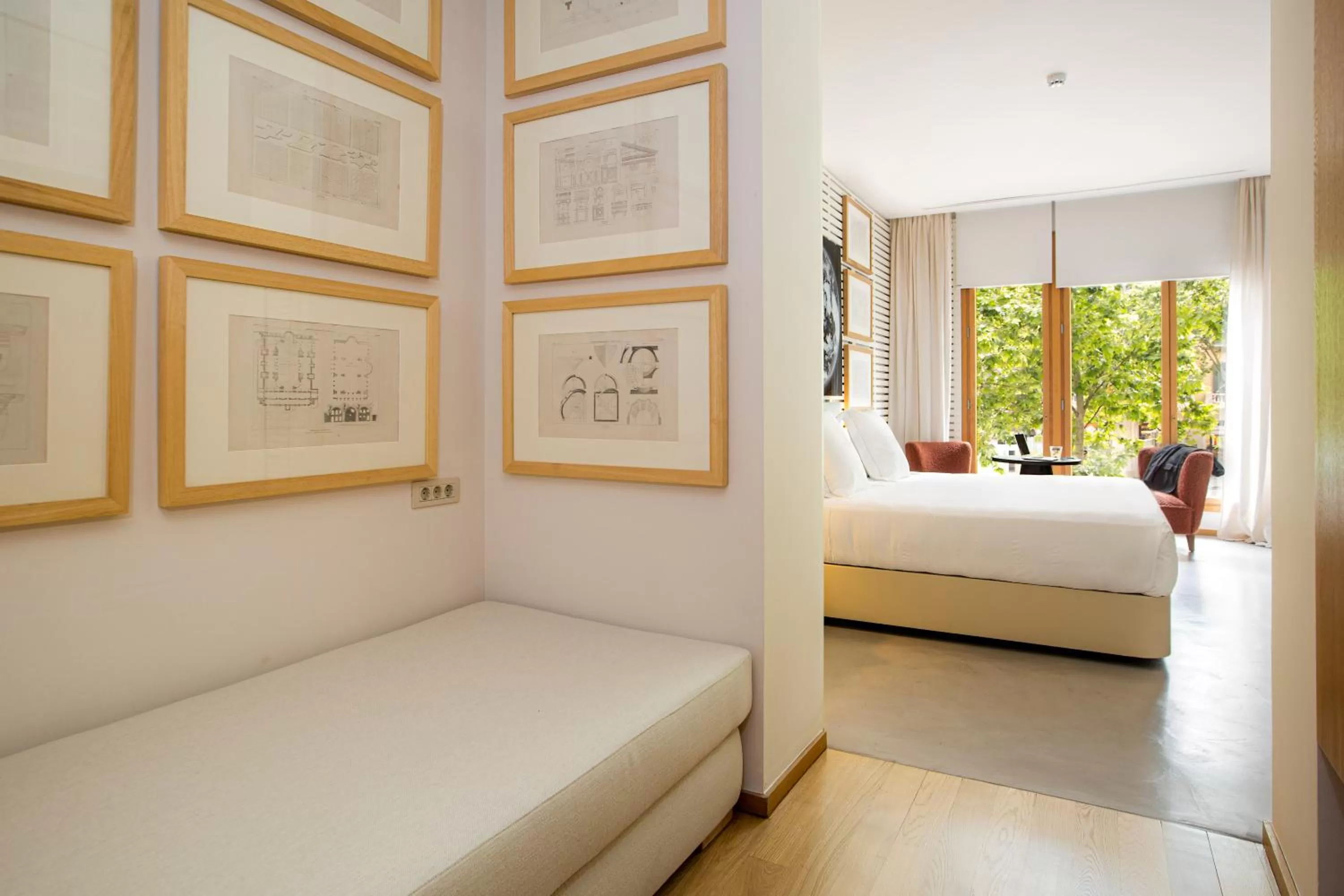 Photo of the whole room, Bed in Hotel Margot House Barcelona