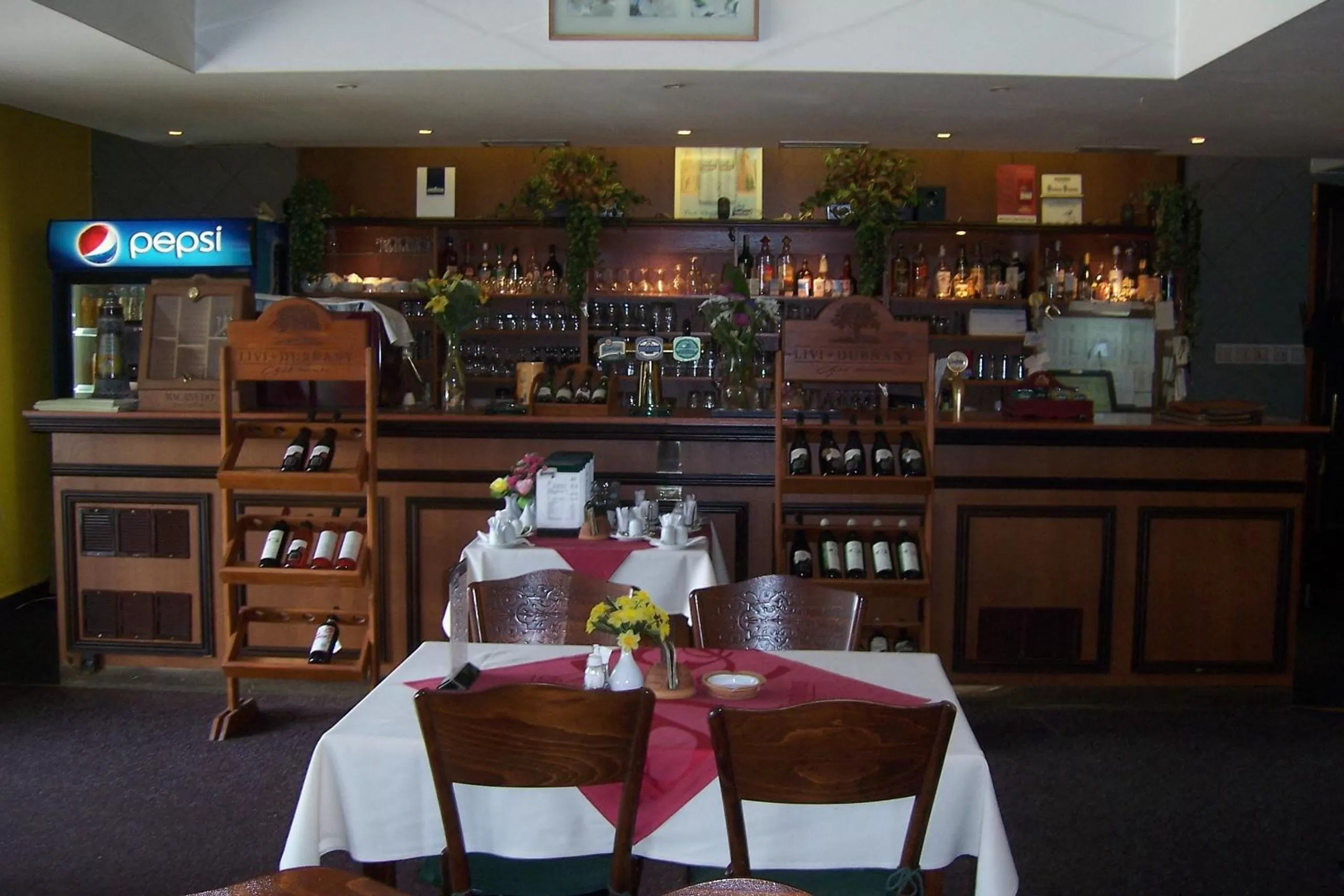 Restaurant/Places to Eat in Hotel Sloup