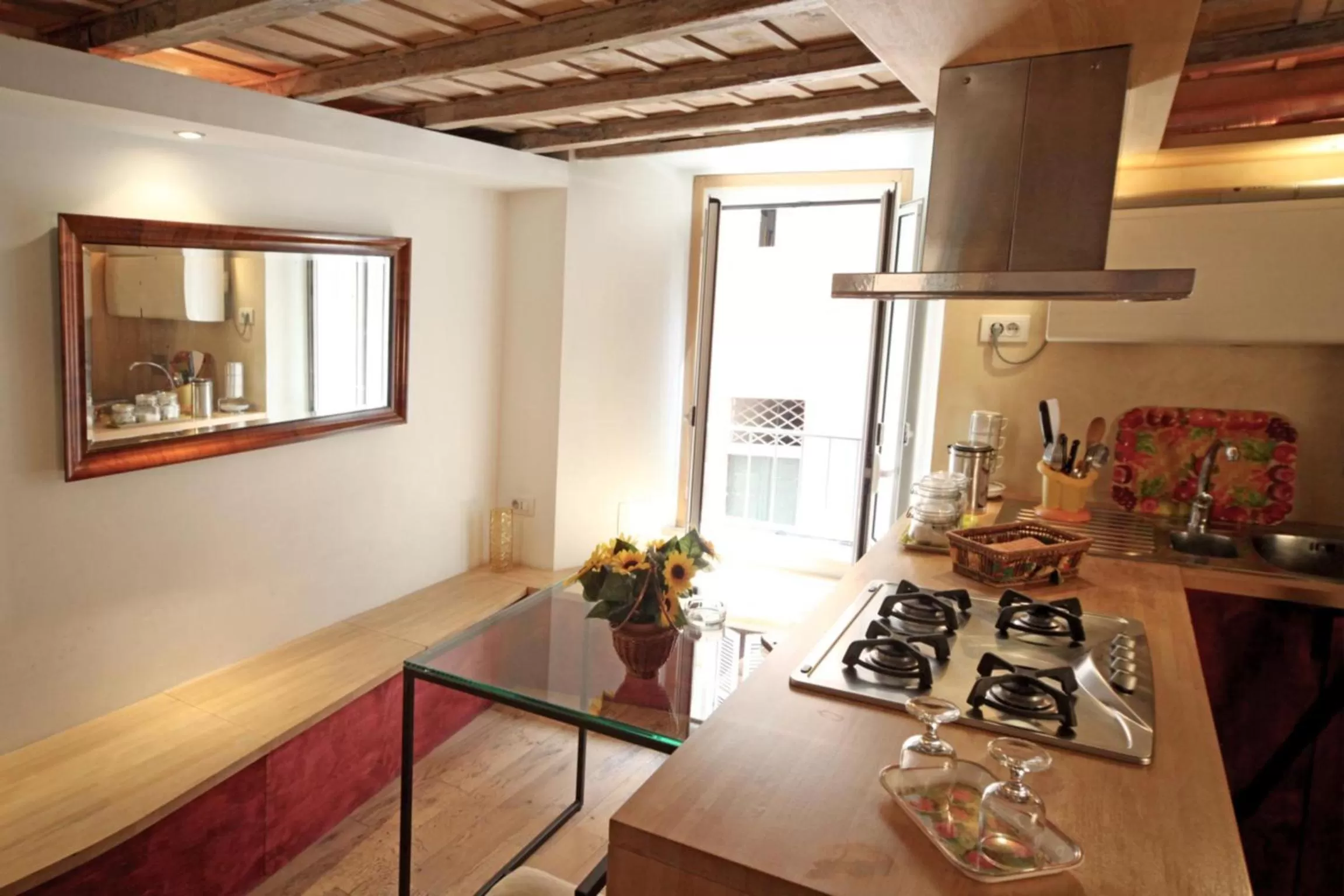 Kitchen or kitchenette in Boutique Hotel Campo de' Fiori