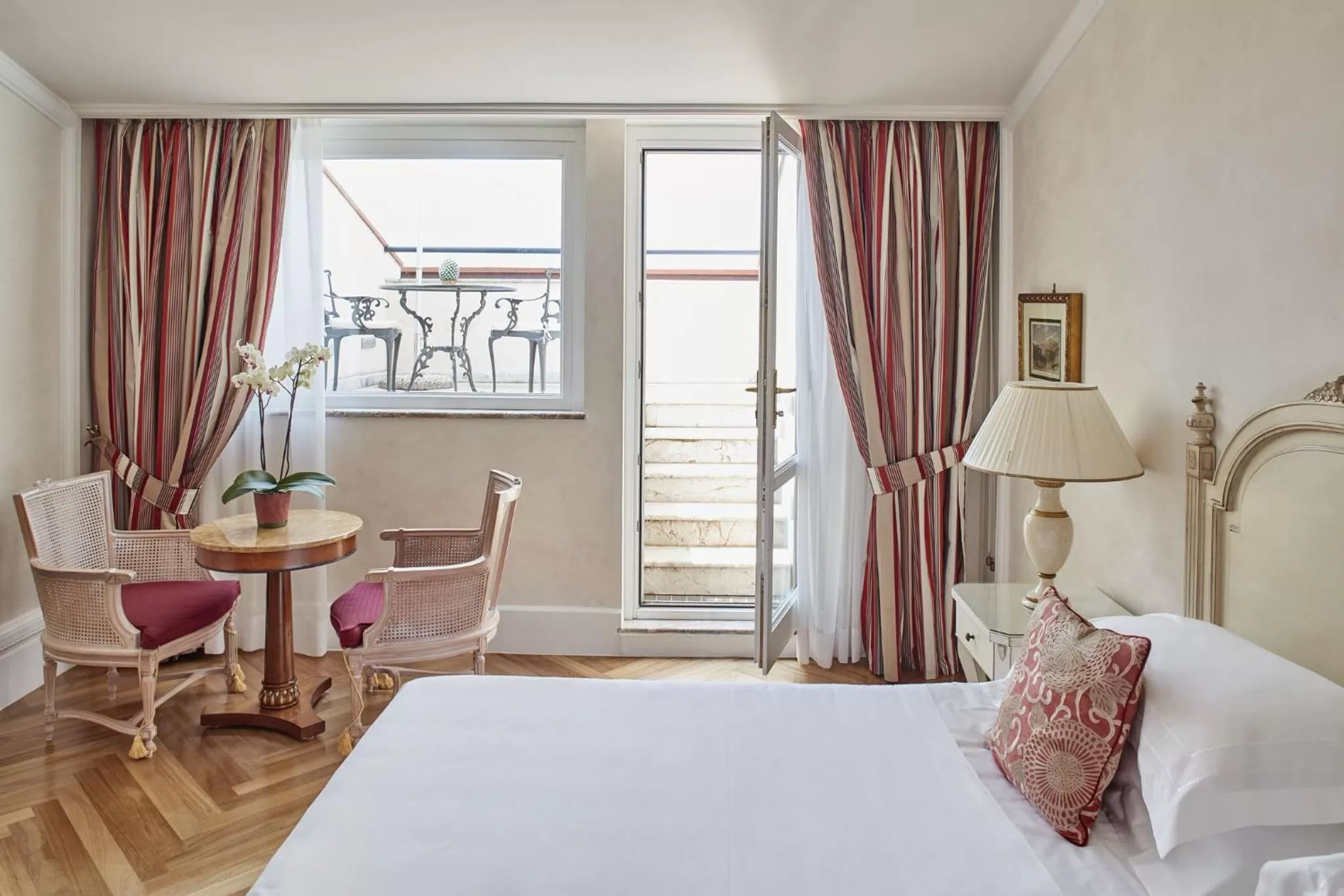 Bedroom, Bed in Grand Hotel Timeo, A Belmond Hotel, Taormina