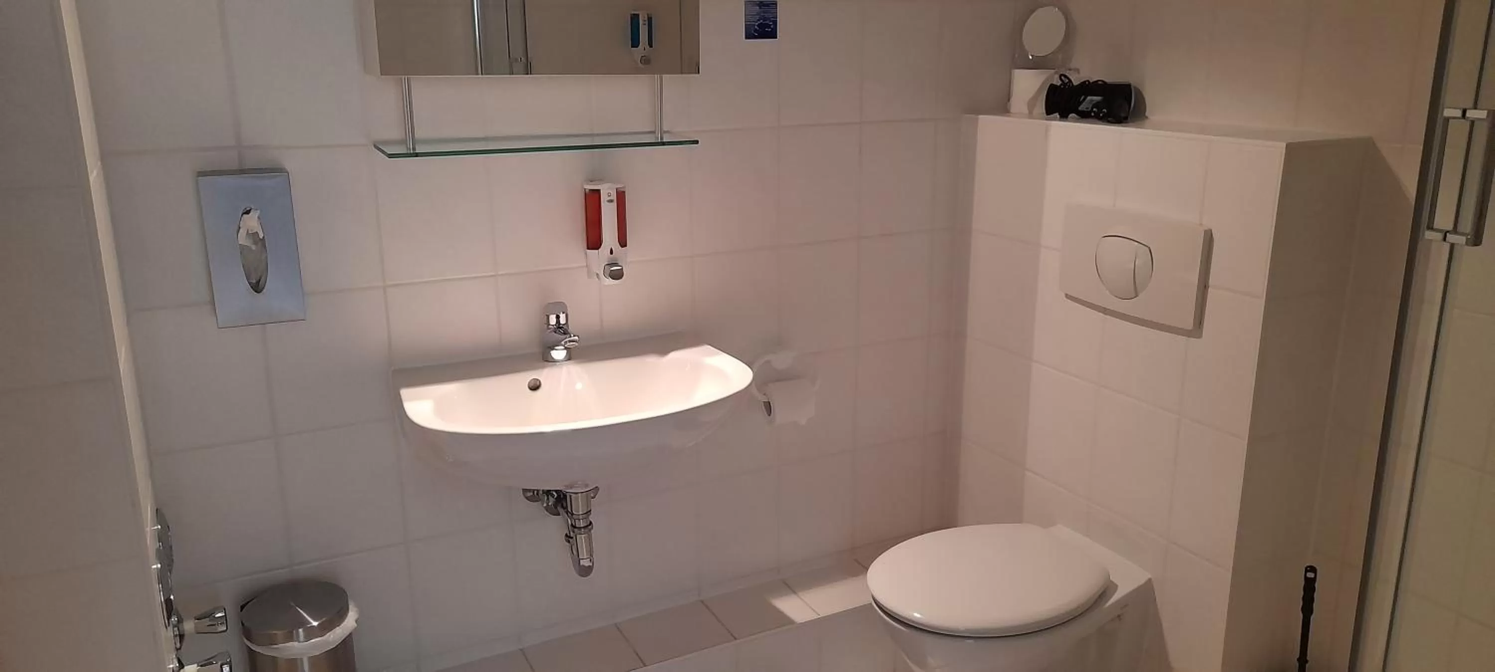 Bathroom in Apartment-Hotel Schillerplatz