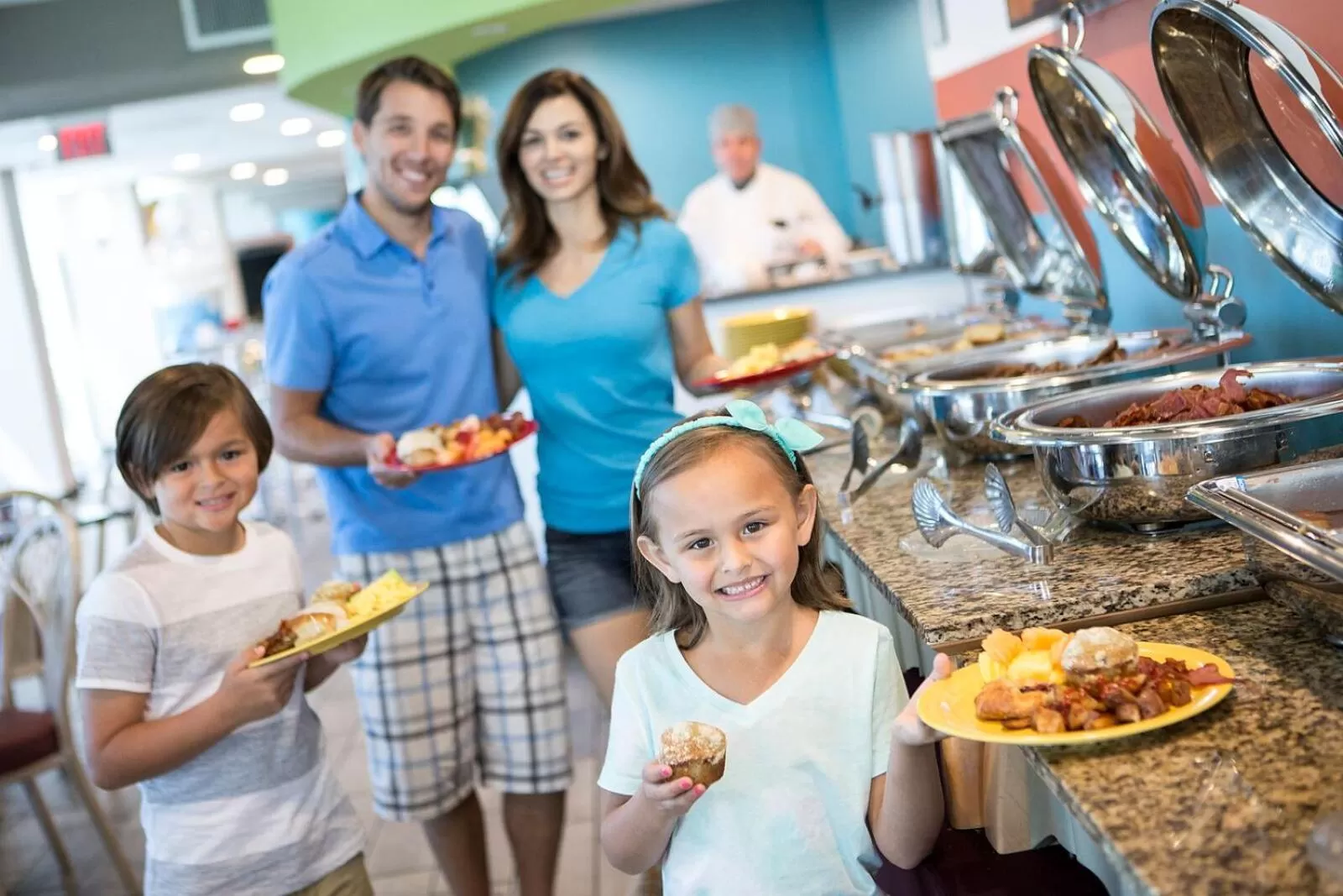 Restaurant/places to eat in Crown Reef Beach Resort and Waterpark