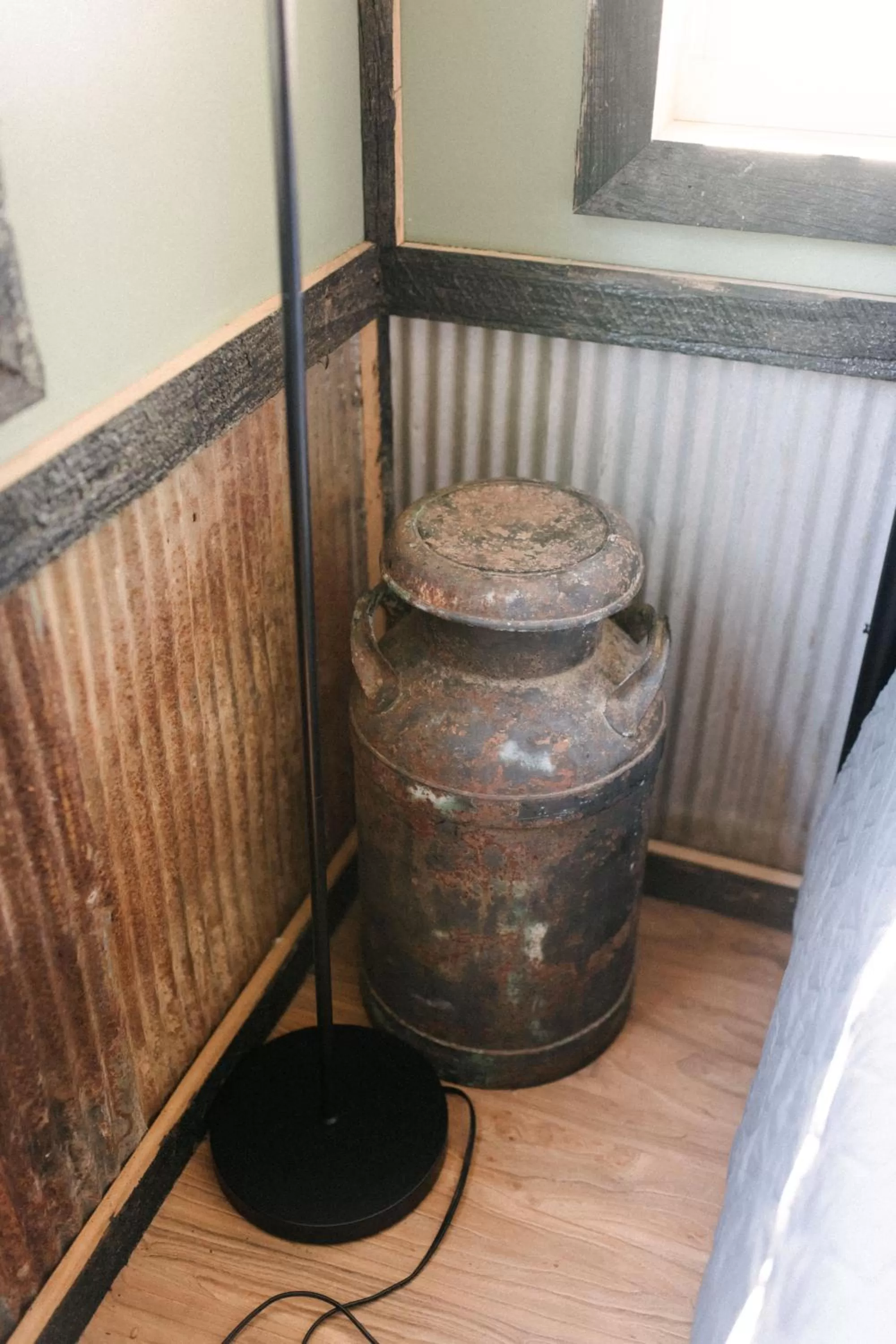 Decorative detail in The Outpost