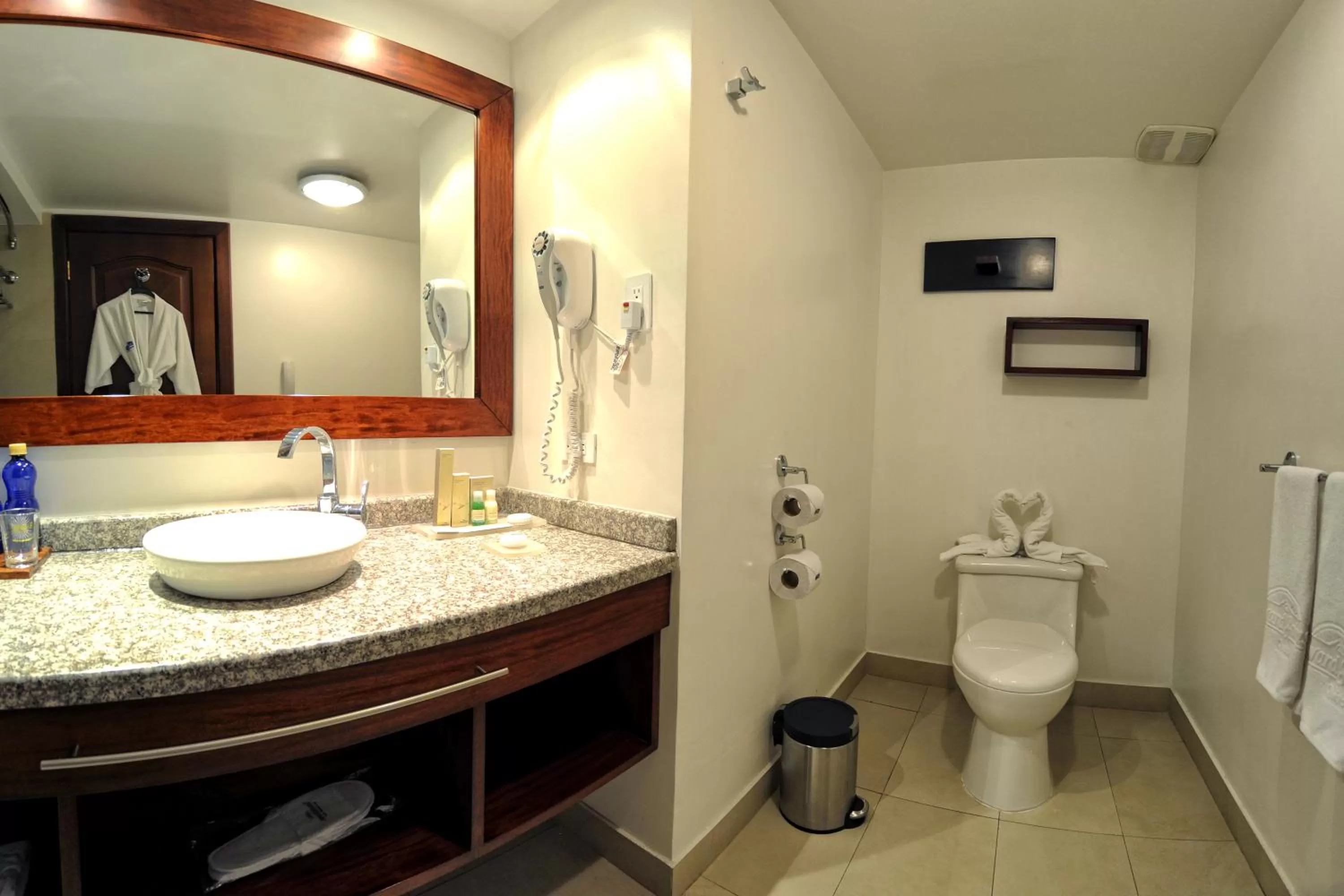 Bathroom in Wyndham Garden Quito