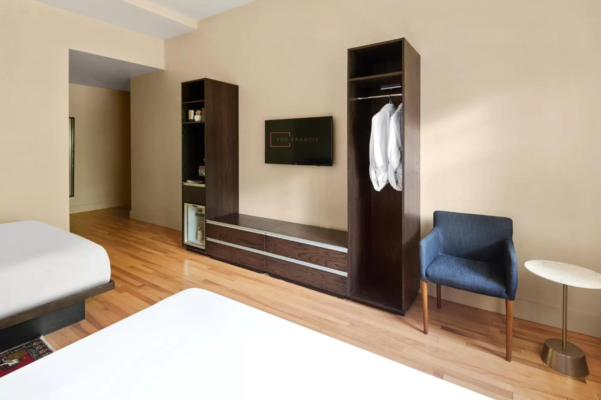 Bedroom, Bed in The Francis Hotel