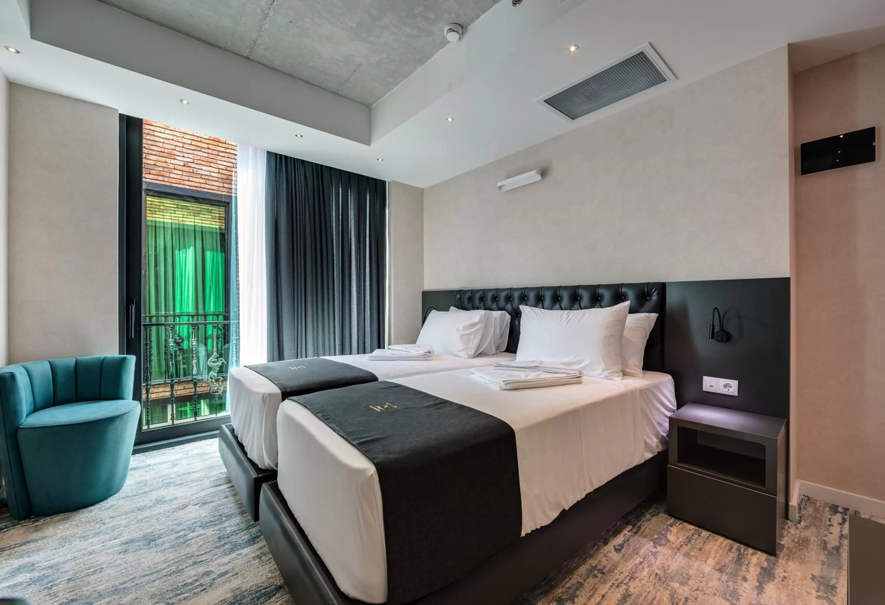 Bed in Mit Hotel Tbilisi