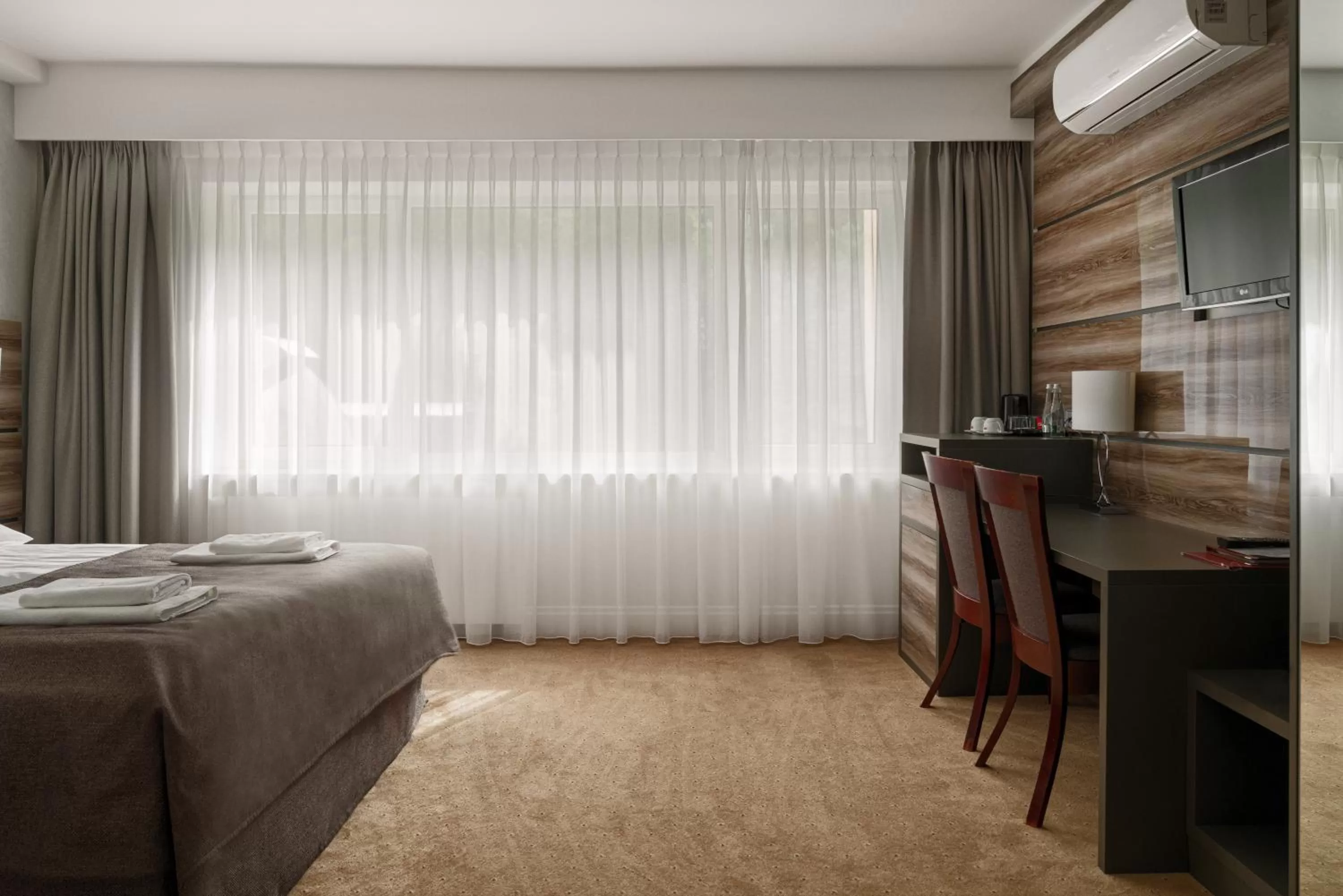 Photo of the whole room, Bed in Hotel Villa Eva