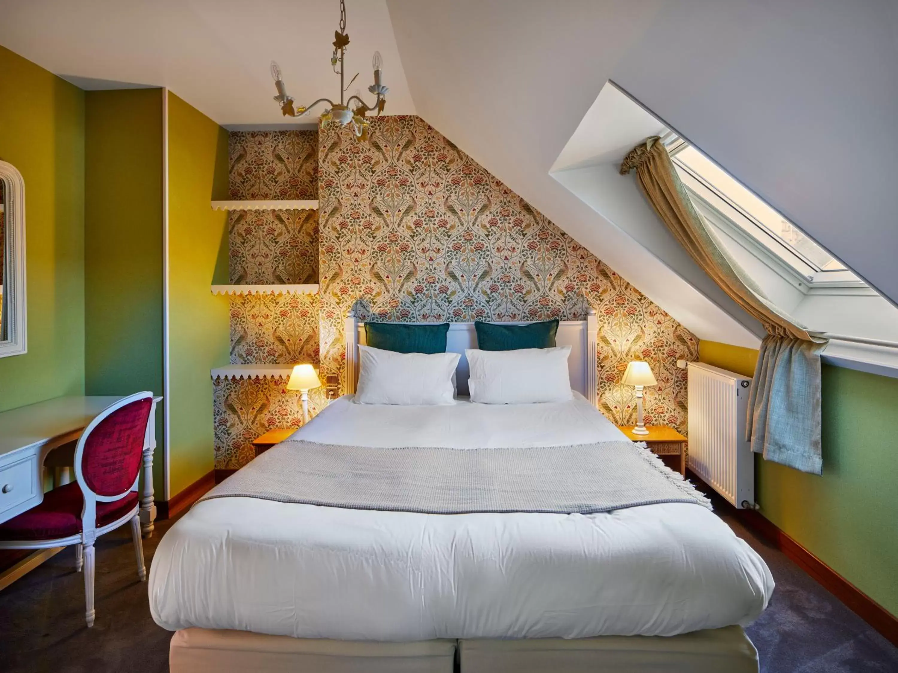 Standard Double Room in Hotel de France Standard Double Room in Hotel de France