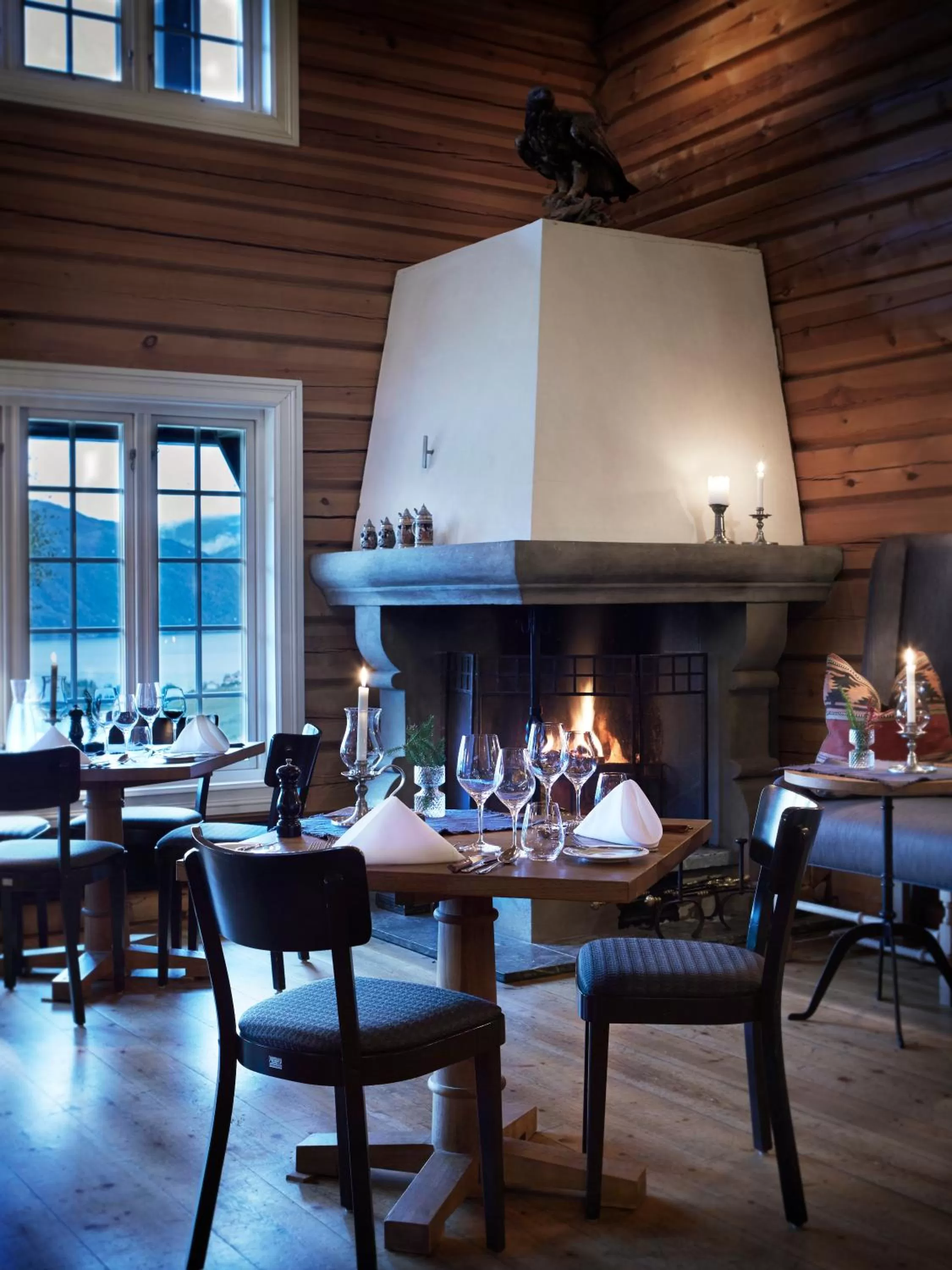 Restaurant/Places to Eat in Storfjord Hotel