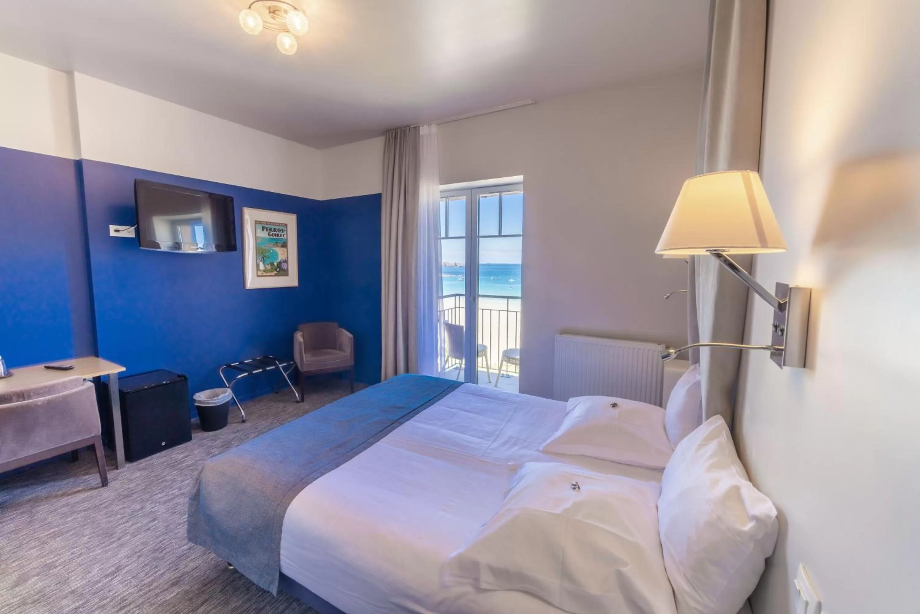 Photo of the whole room, Bed in Logis Hôtel Ker Mor