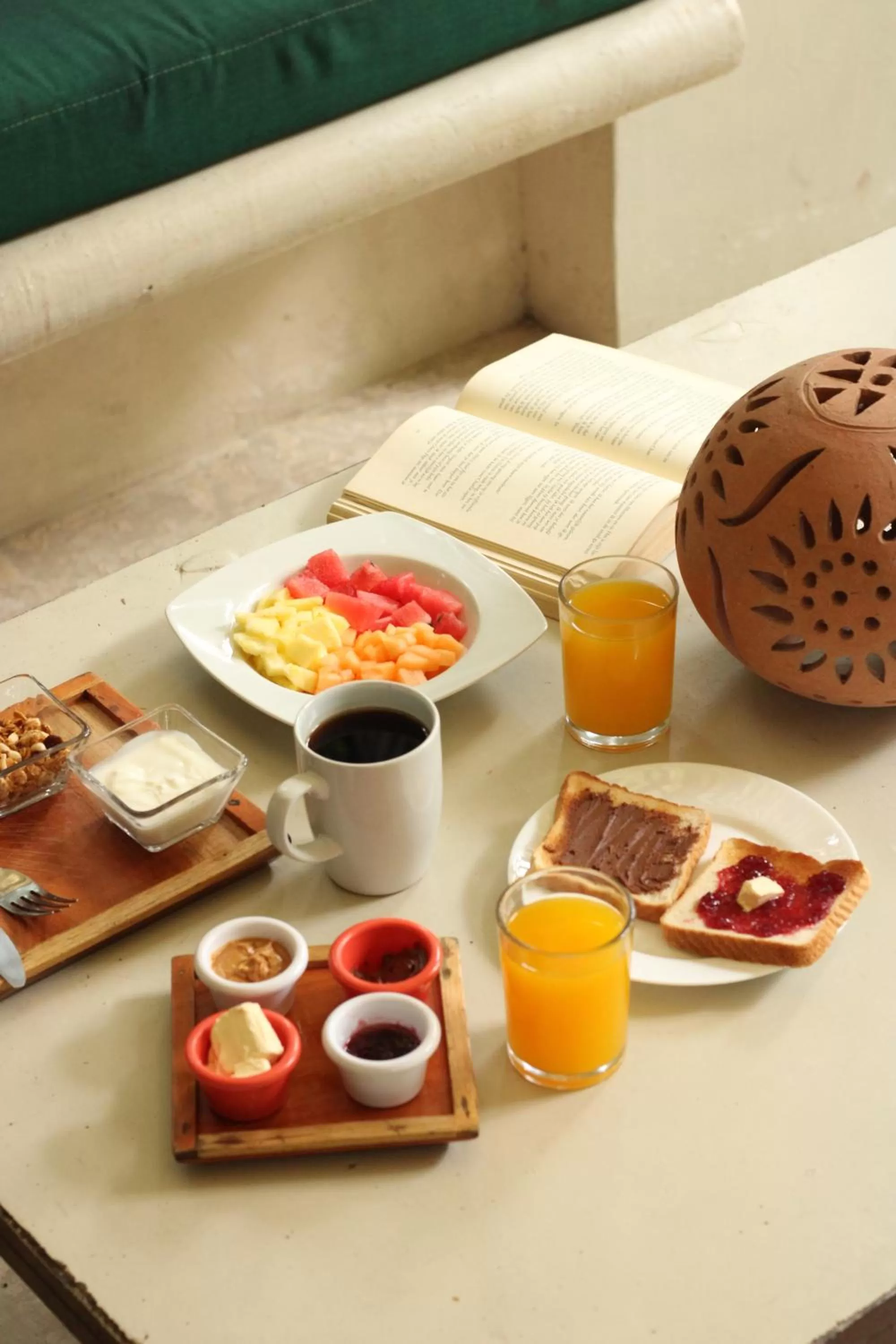 Continental breakfast in Piedra de Agua Palenque