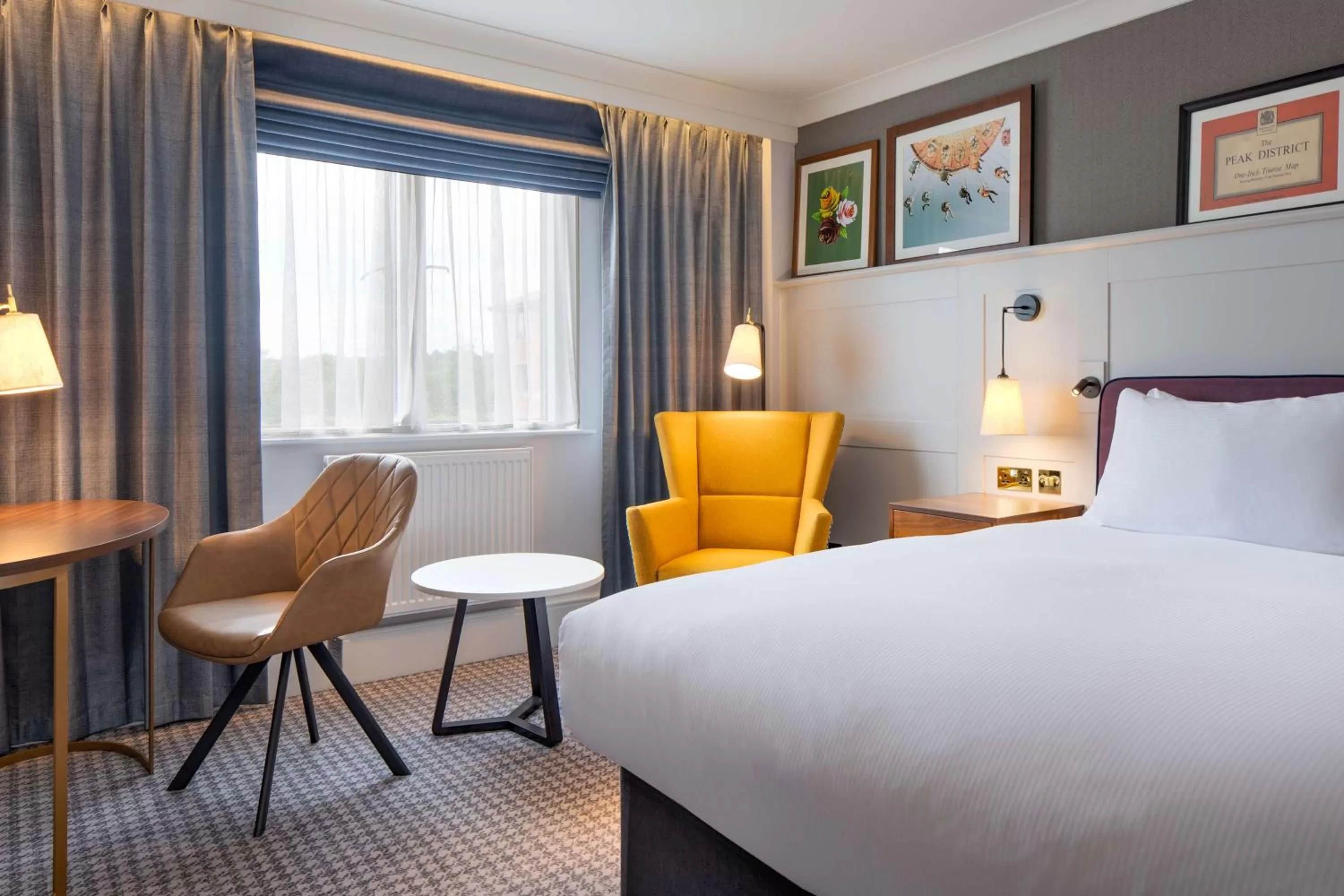 Bedroom, Bed in DoubleTree by Hilton Stoke-on-Trent, United Kingdom