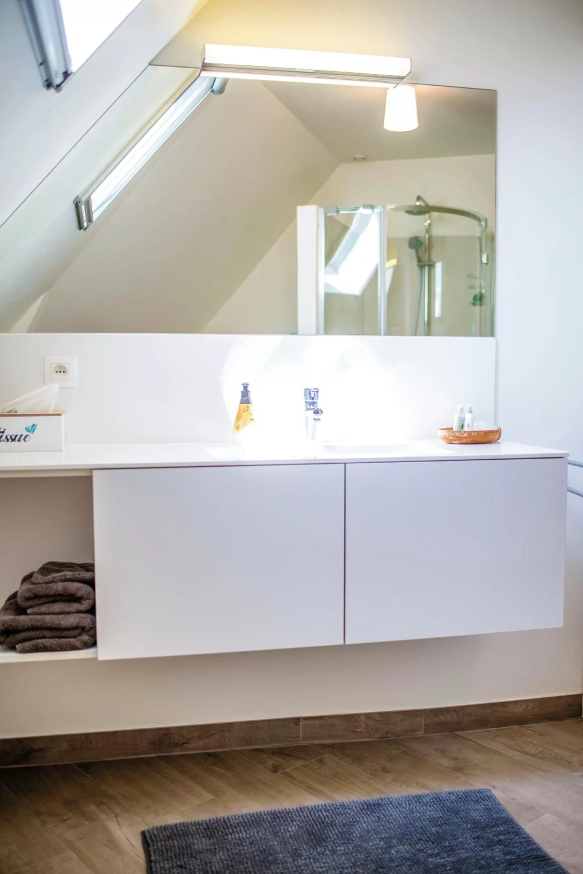 Bathroom in Aquarand