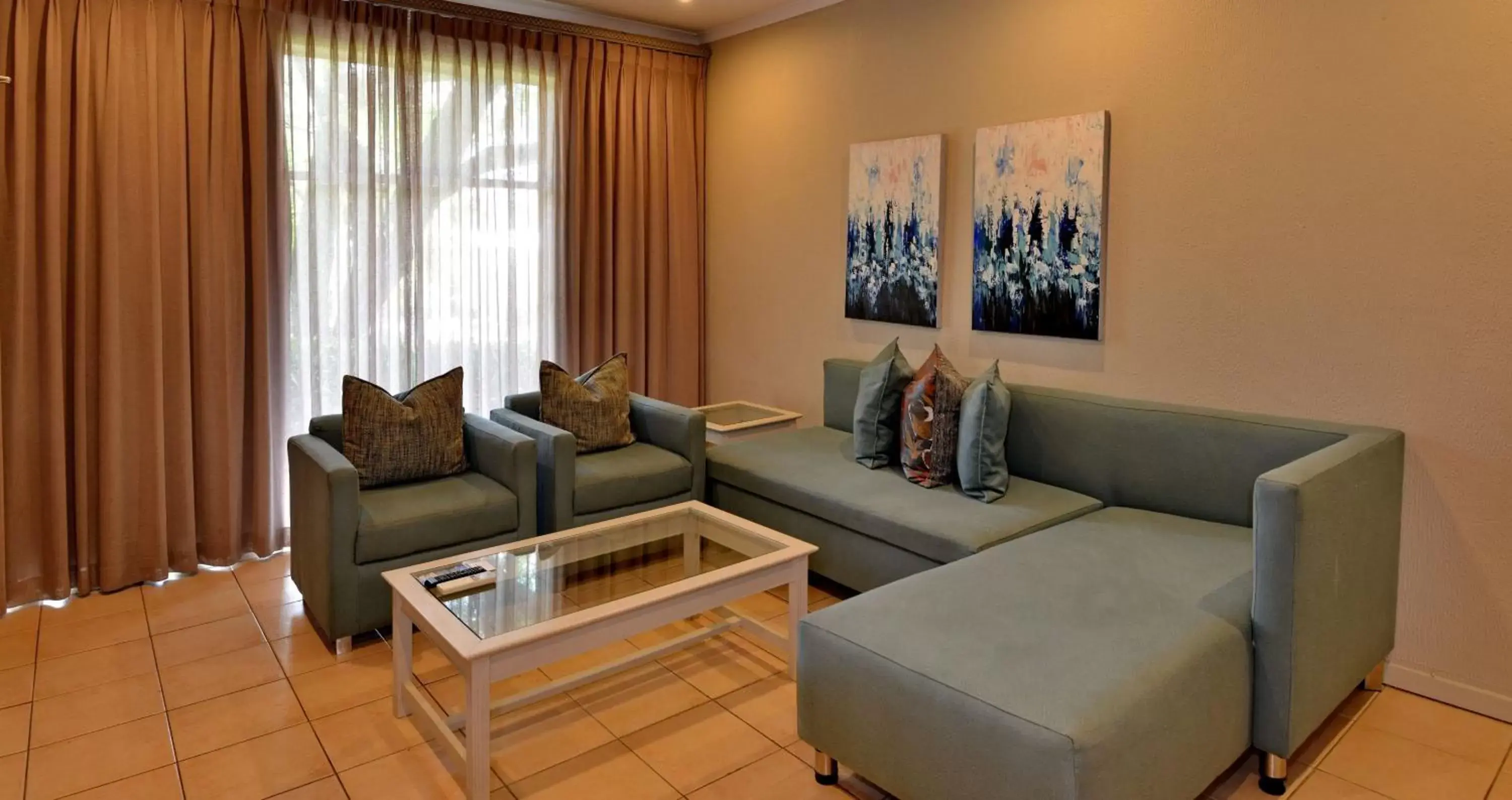 Superior Family Suite - single occupancy in ANEW Resort Hunters Rest Rustenburg Superior Family Suite - single occupancy in ANEW Resort Hunters Rest Rustenburg