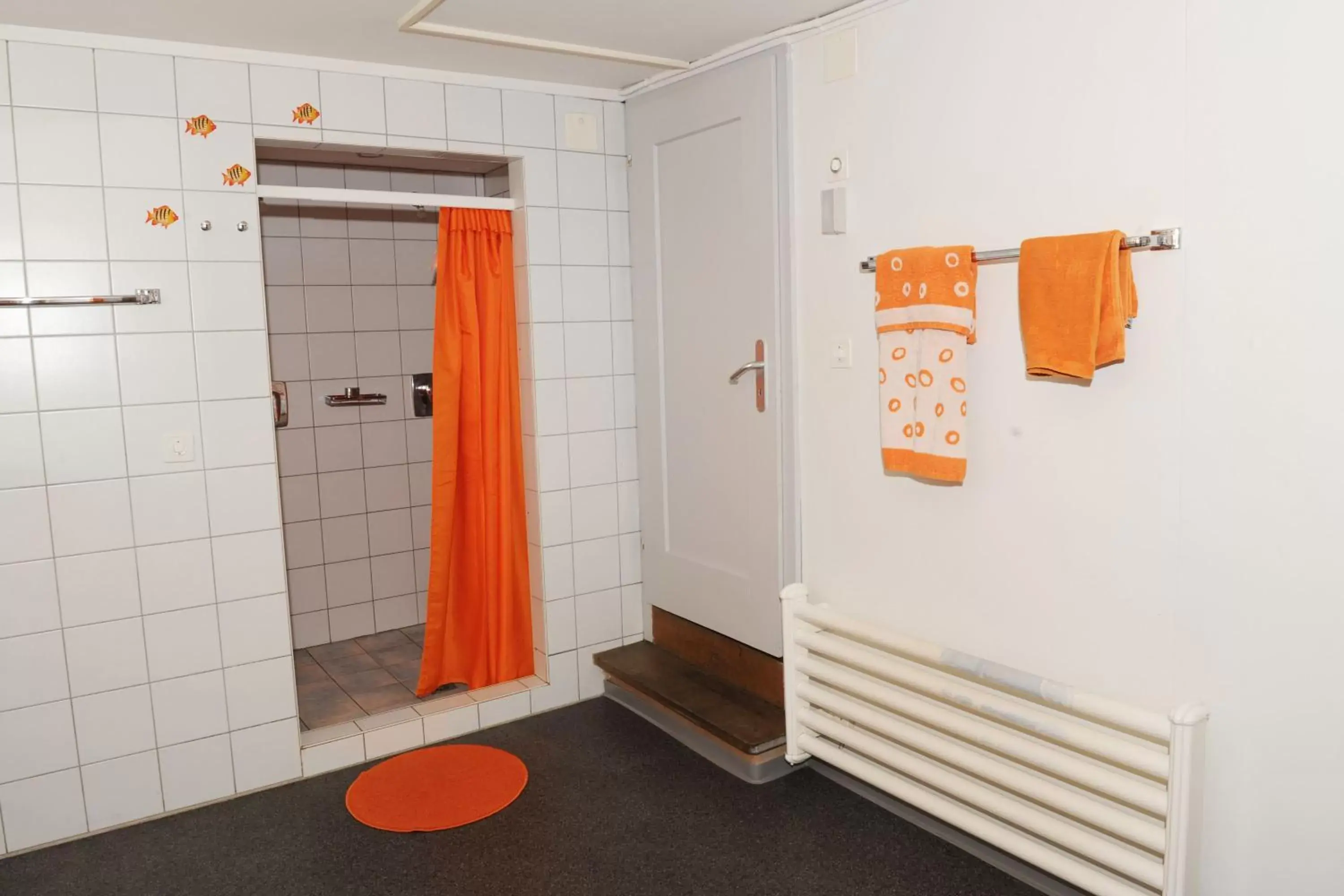 Double Room with Shared Bathroom in Emme Lodge Double Room with Shared Bathroom in Emme Lodge