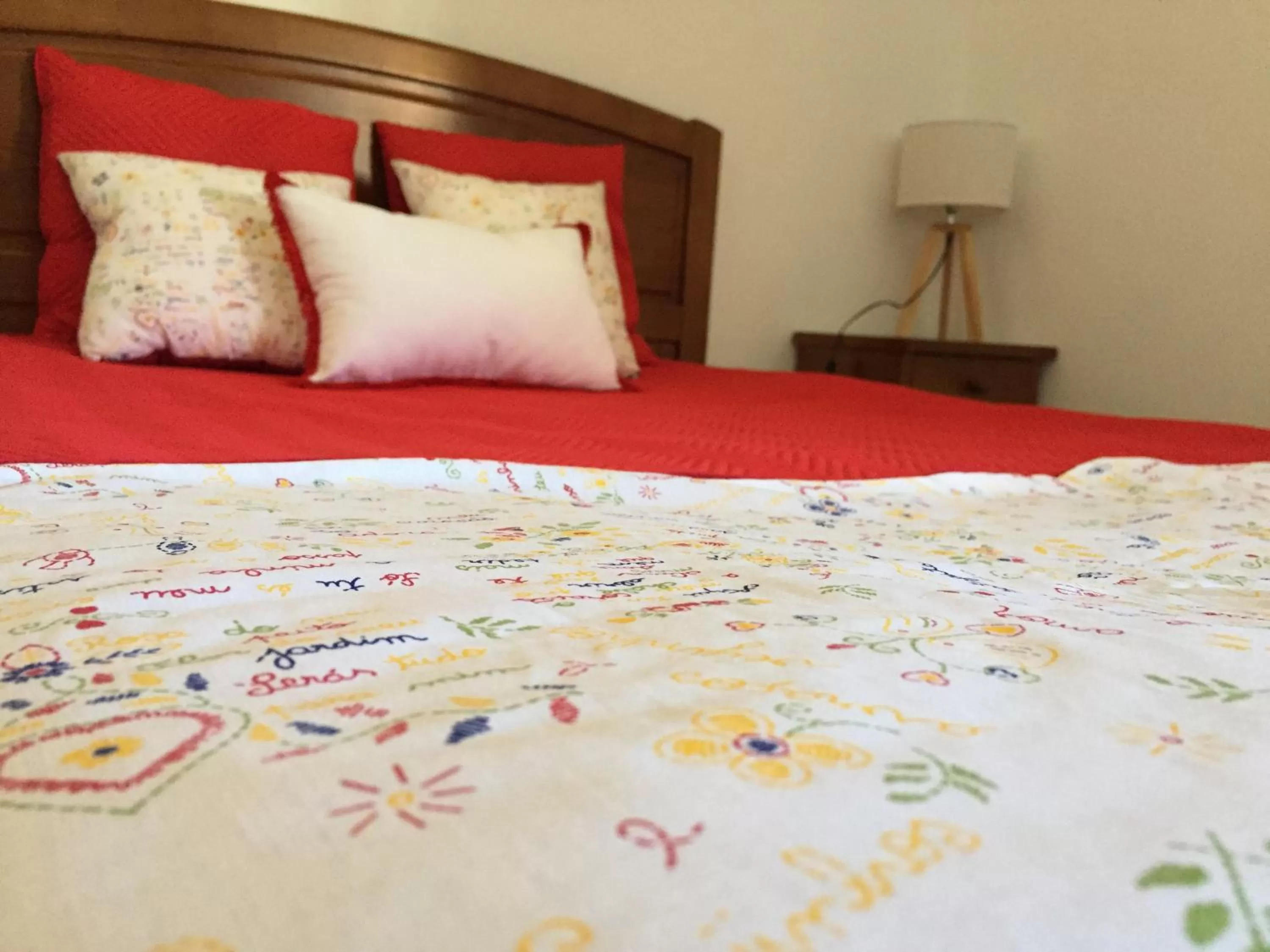 Decorative detail, Bed in Quinta da Vinha Morta