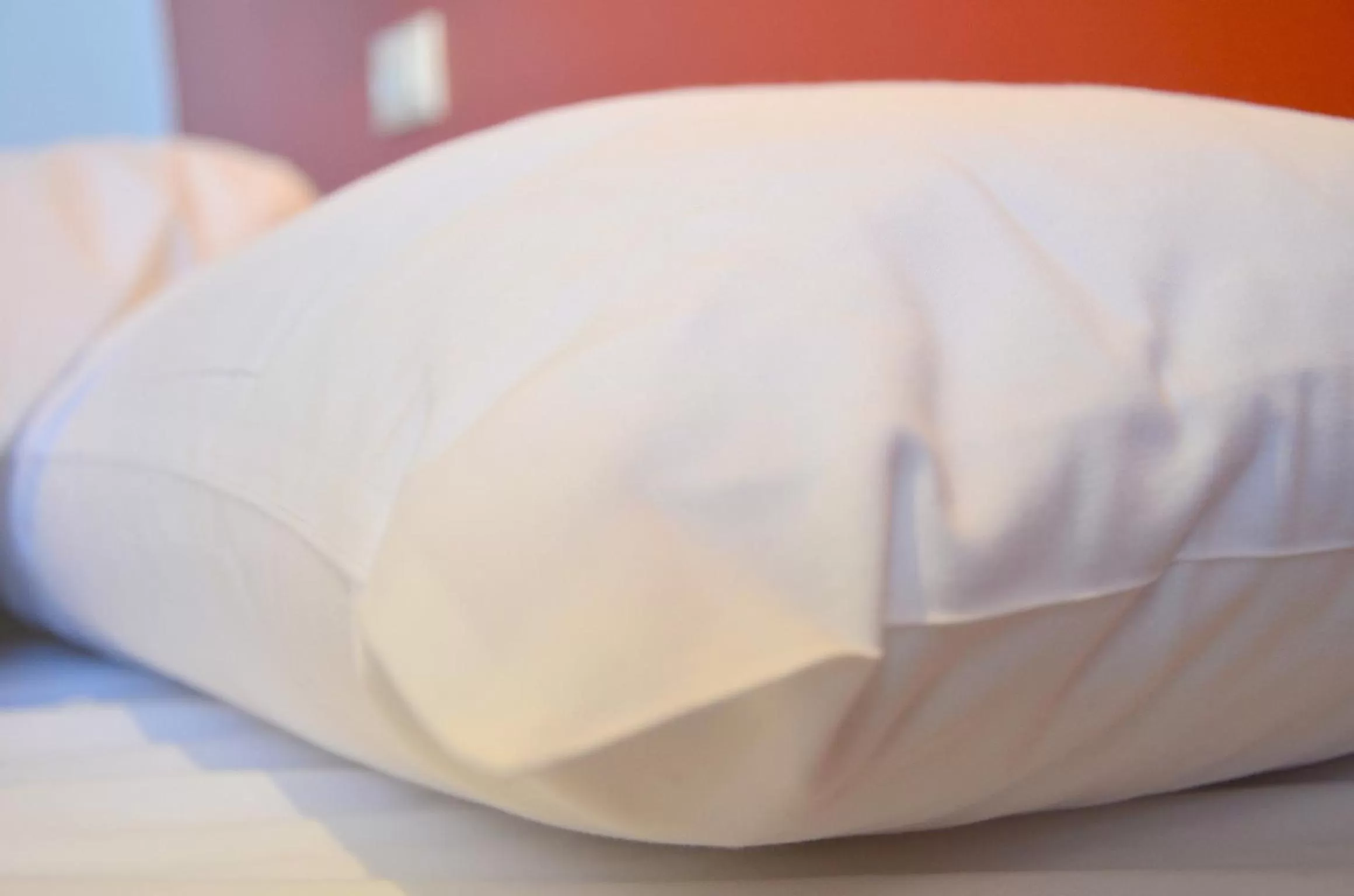 Decorative detail, Bed in Eklo Hotels Le Mans