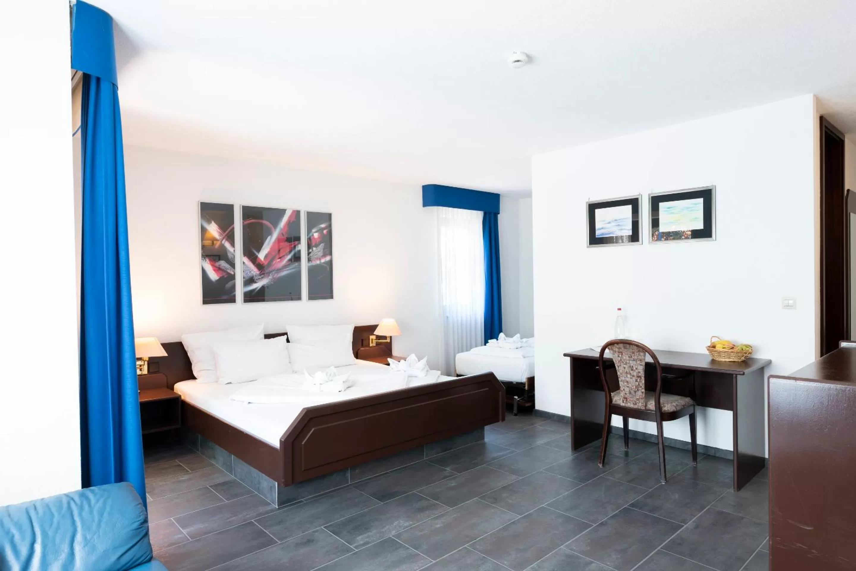 Staff, Bed in Hotel Astoria am Urachplatz